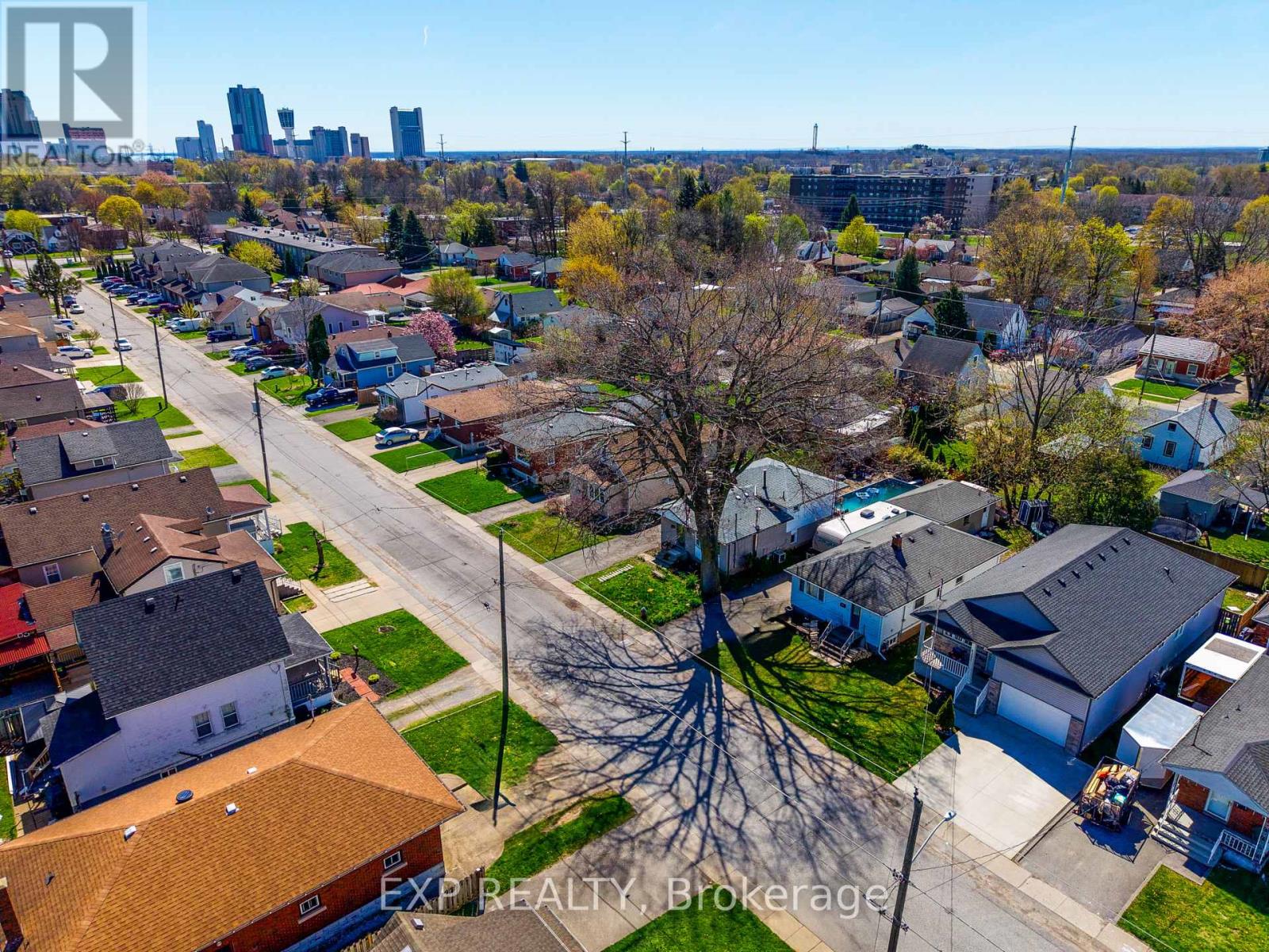 6376 Ash Street, Niagara Falls, Ontario  L2G 2H5 - Photo 35 - X13056030