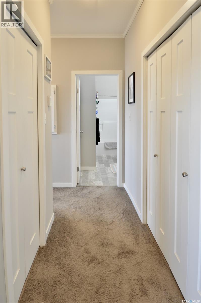 321 545 Hassard Close, Saskatoon, Saskatchewan  S7L 6V3 - Photo 21 - SK034045