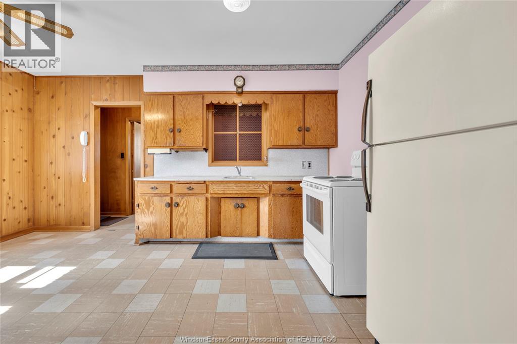 1531 Campbell, Windsor, Ontario  N9B 2K3 - Photo 12 - 26009481
