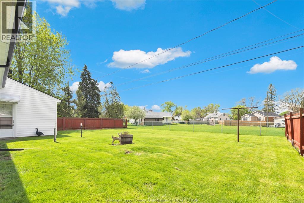 1531 Campbell, Windsor, Ontario  N9B 2K3 - Photo 31 - 26009481