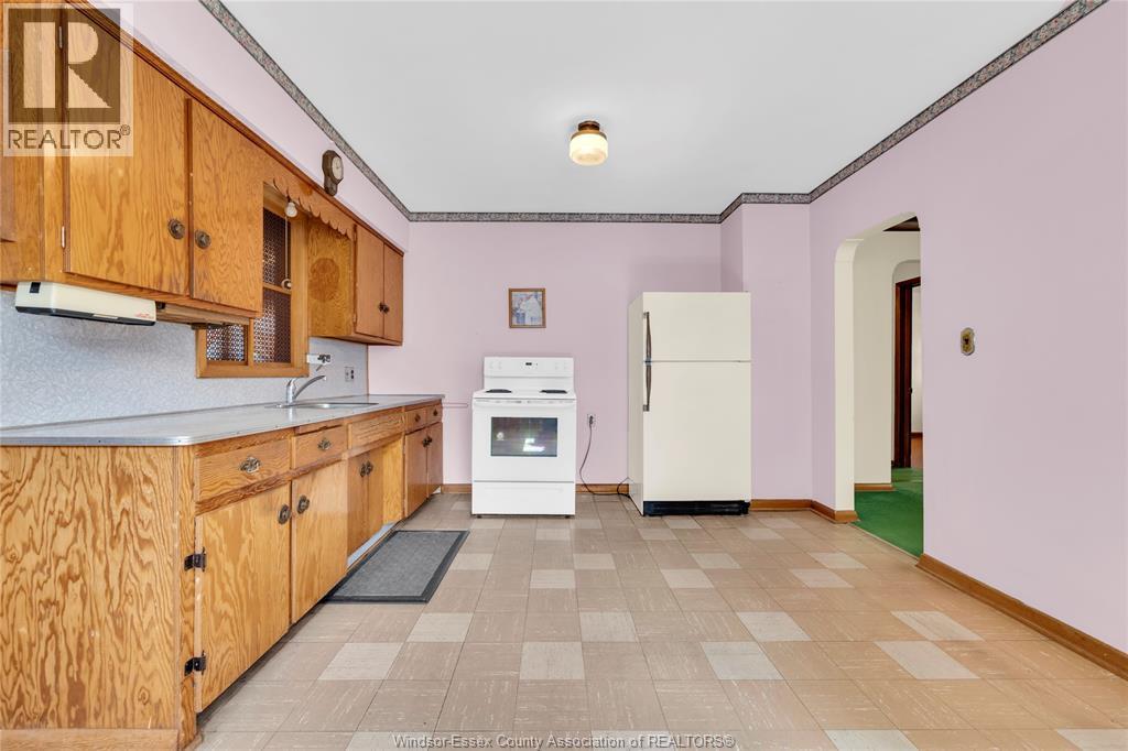 1531 Campbell, Windsor, Ontario  N9B 2K3 - Photo 7 - 26009481