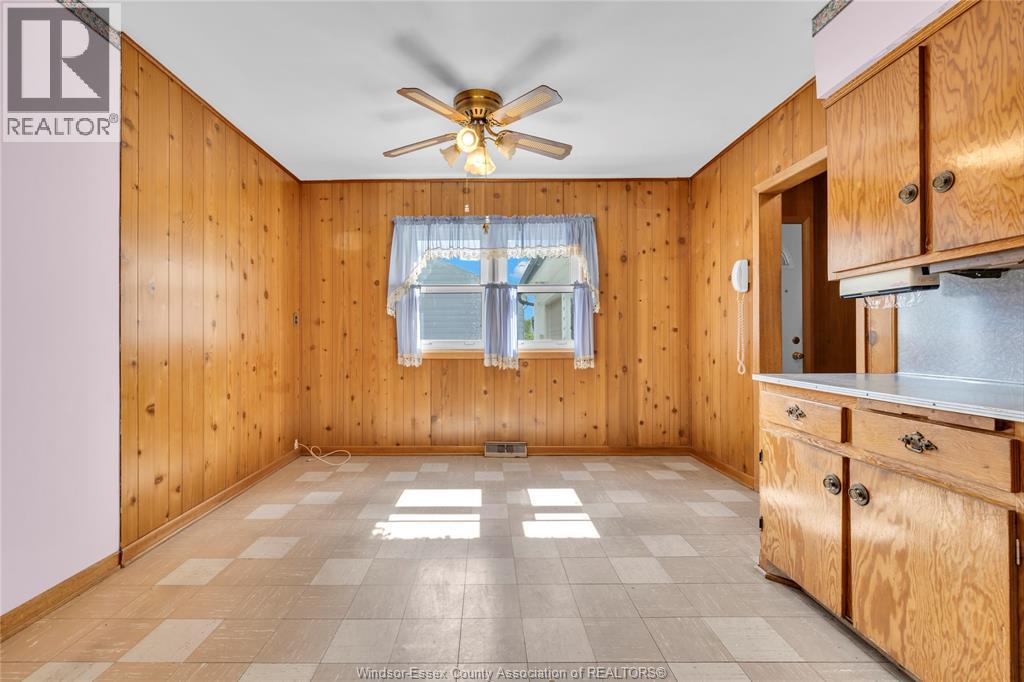 1531 Campbell, Windsor, Ontario  N9B 2K3 - Photo 8 - 26009481