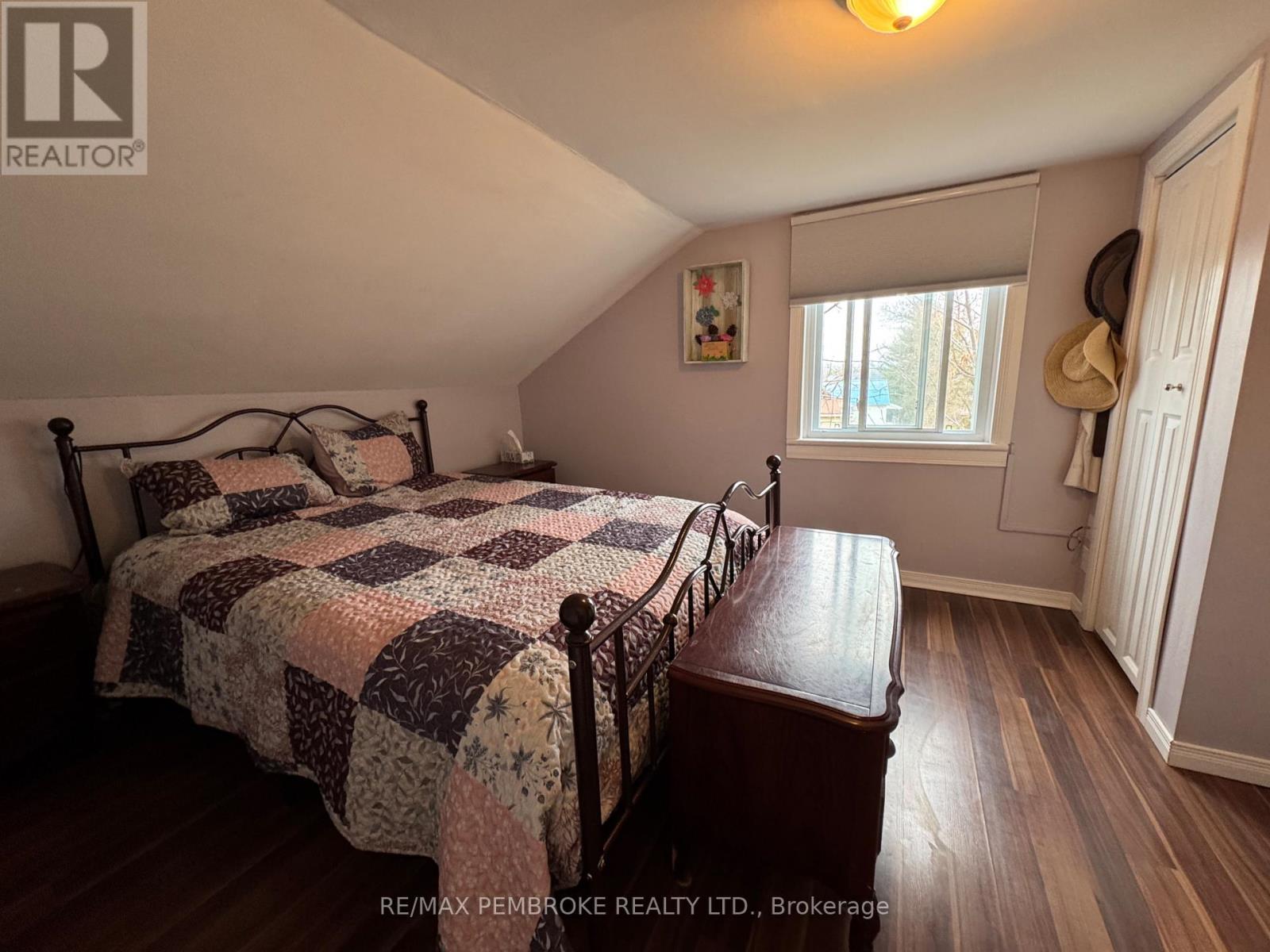 231 Douglas Street, Pembroke, Ontario  K8A 5L4 - Photo 9 - X13056124