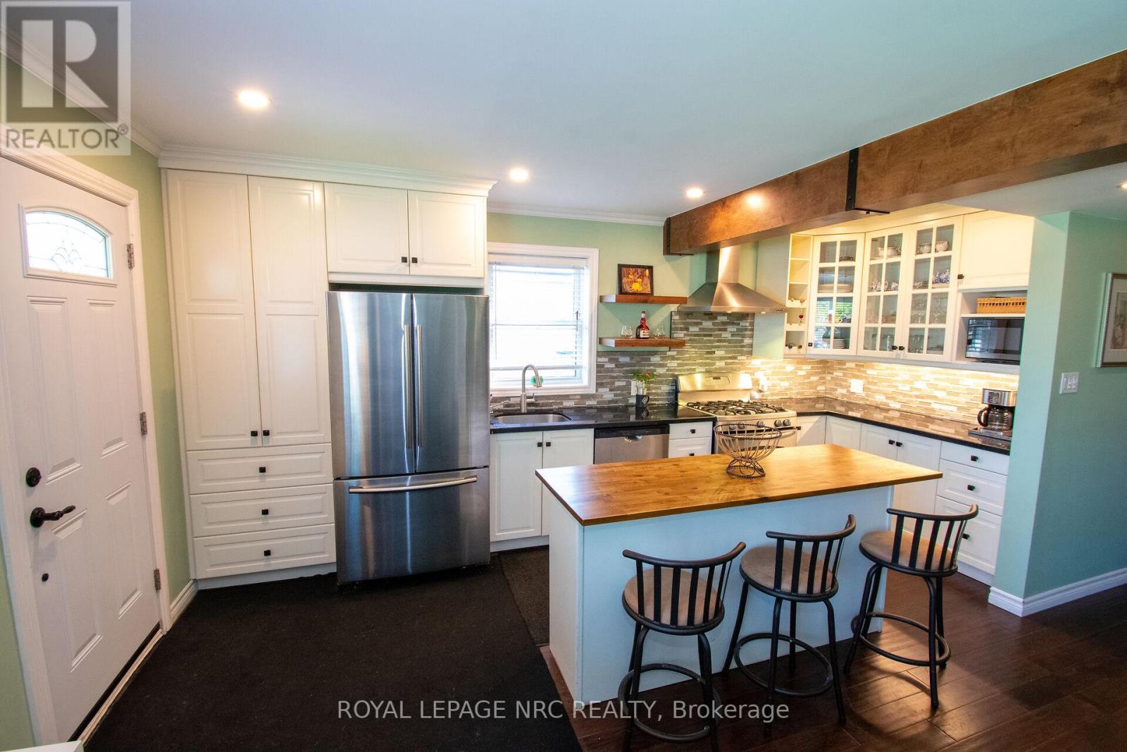 10 Blain Place N, St. Catharines, Ontario  L2P 2R5 - Photo 14 - X13056126