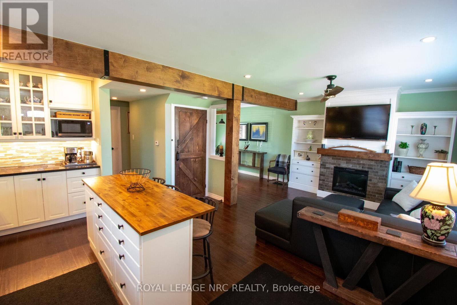 10 Blain Place N, St. Catharines, Ontario  L2P 2R5 - Photo 4 - X13056126