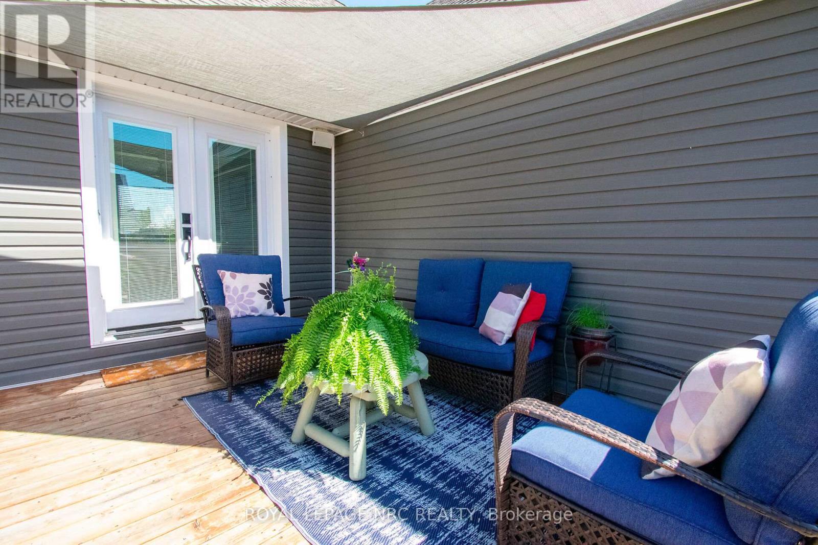 10 Blain Place N, St. Catharines, Ontario  L2P 2R5 - Photo 45 - X13056126