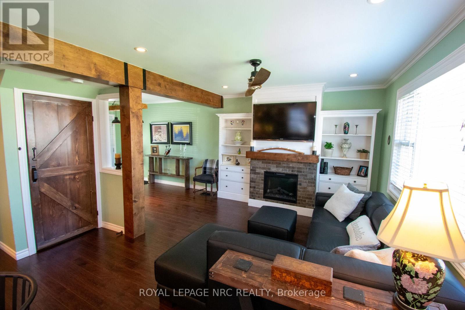 10 Blain Place N, St. Catharines, Ontario  L2P 2R5 - Photo 5 - X13056126