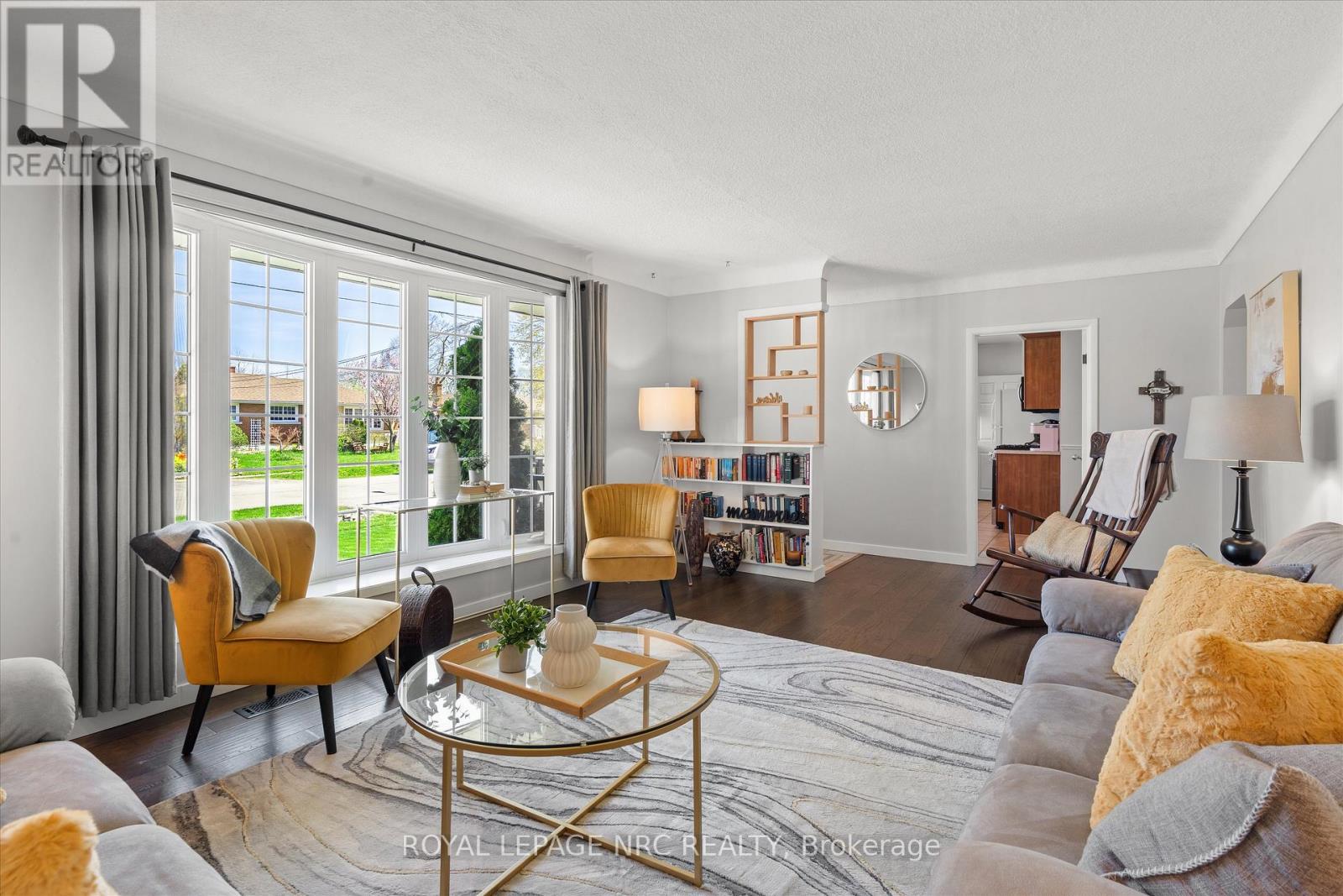 19 Logan Street, St. Catharines, Ontario  L2N 2B6 - Photo 10 - X13056162