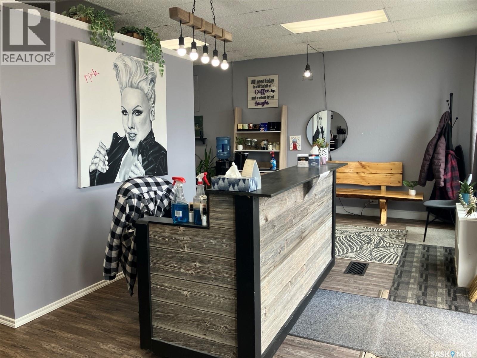 107 1st Avenue E, Nipawin, Saskatchewan  S0E 1E0 - Photo 4 - SK004927