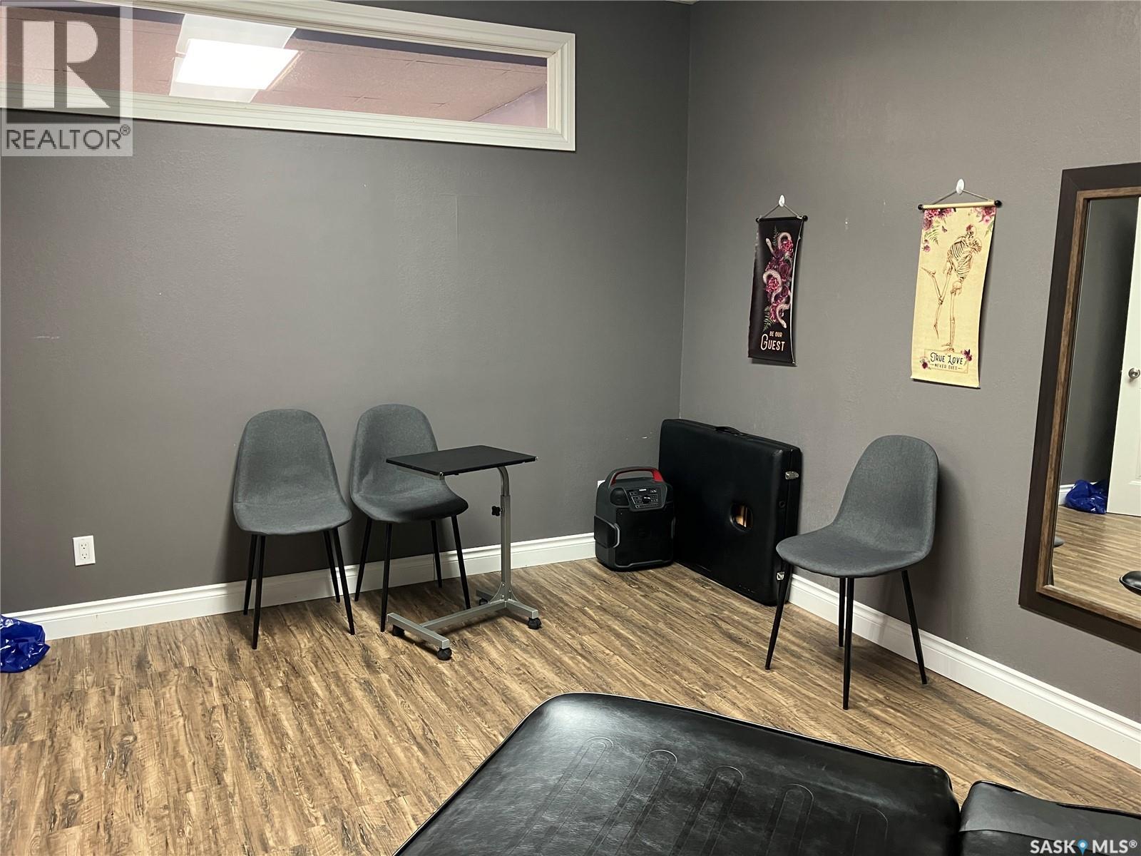 107 1st Avenue E, Nipawin, Saskatchewan  S0E 1E0 - Photo 12 - SK004927