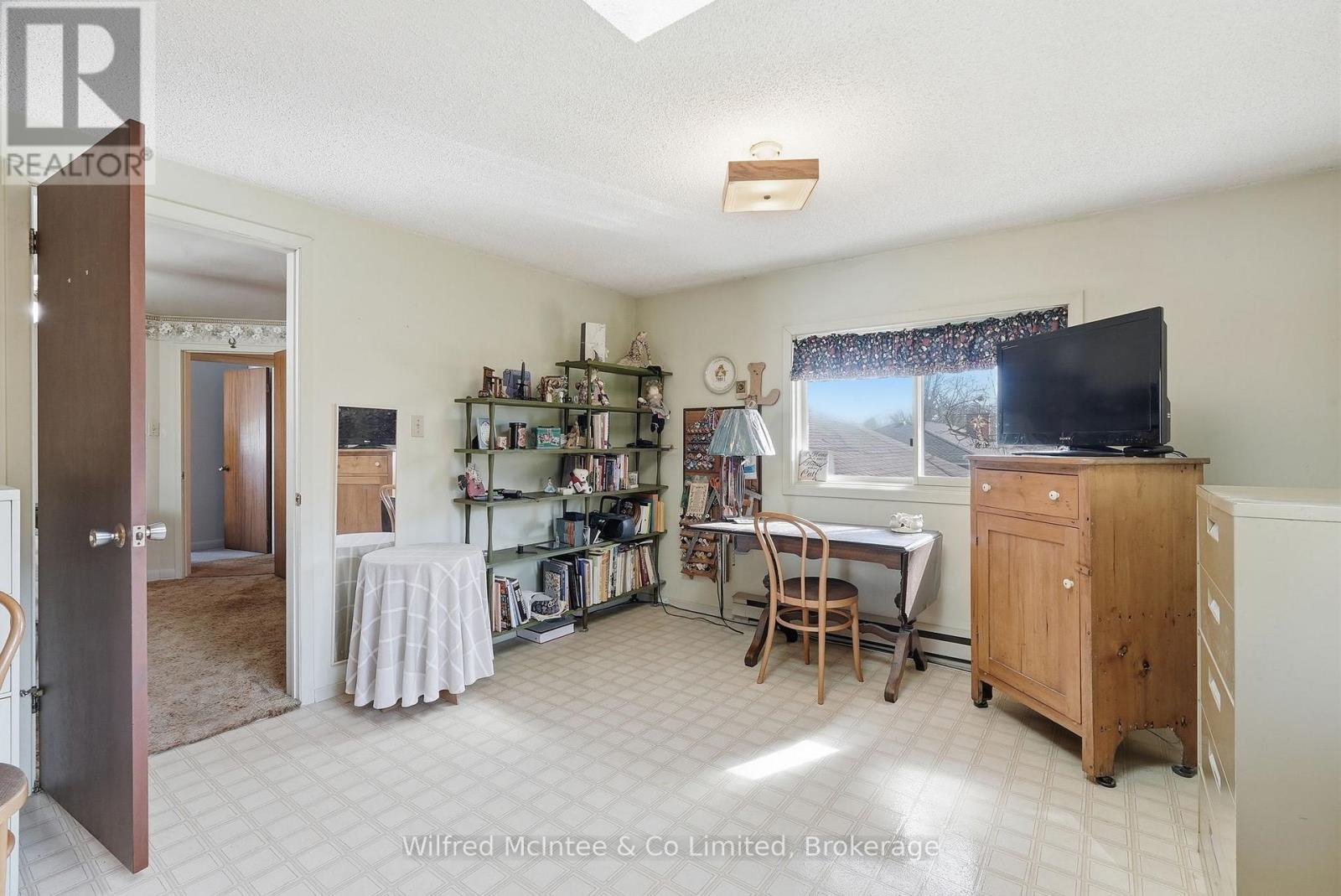 15 Johnstone Boulevard, Brockton, Ontario  N0G 2V0 - Photo 32 - X13056142