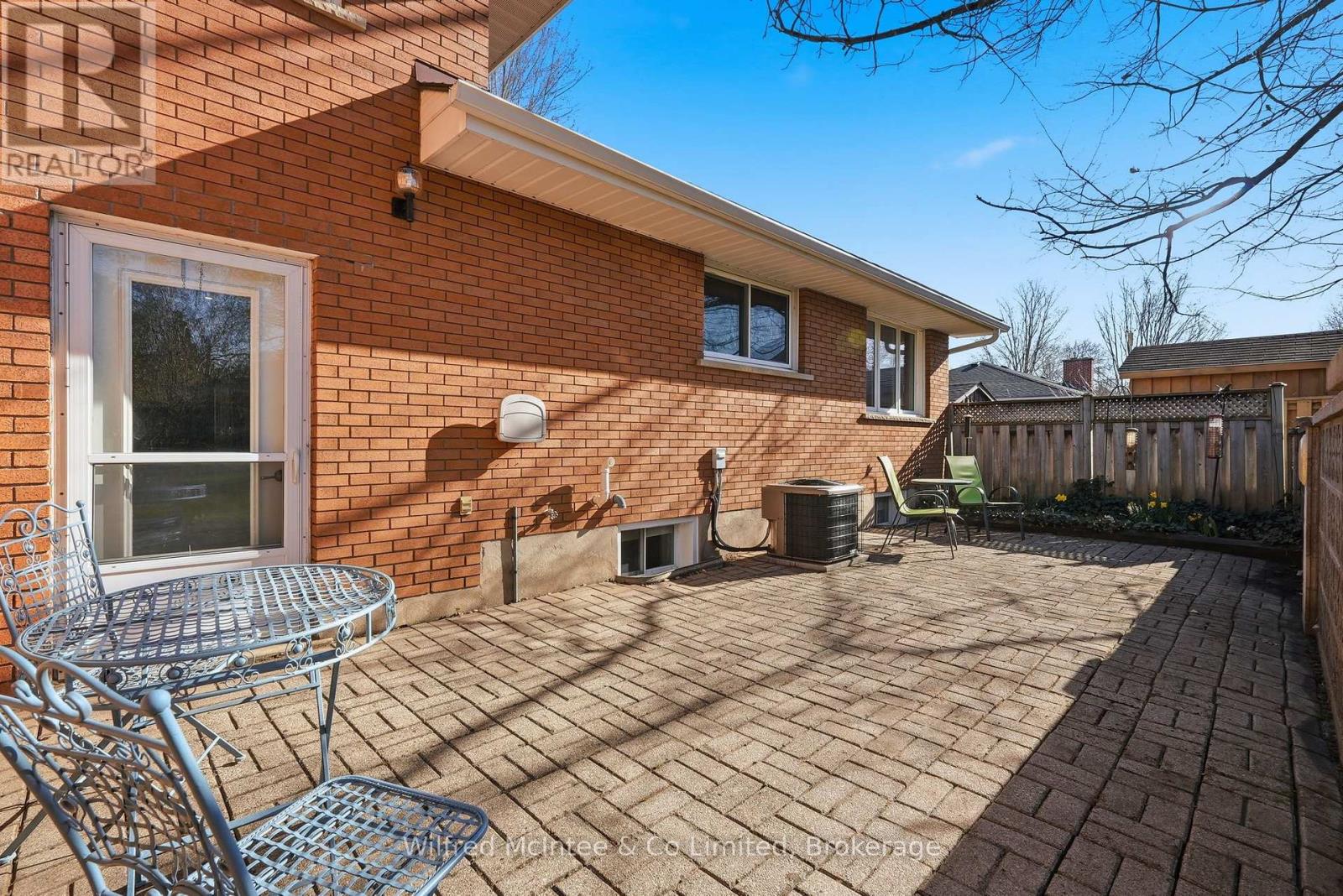 15 Johnstone Boulevard, Brockton, Ontario  N0G 2V0 - Photo 36 - X13056142