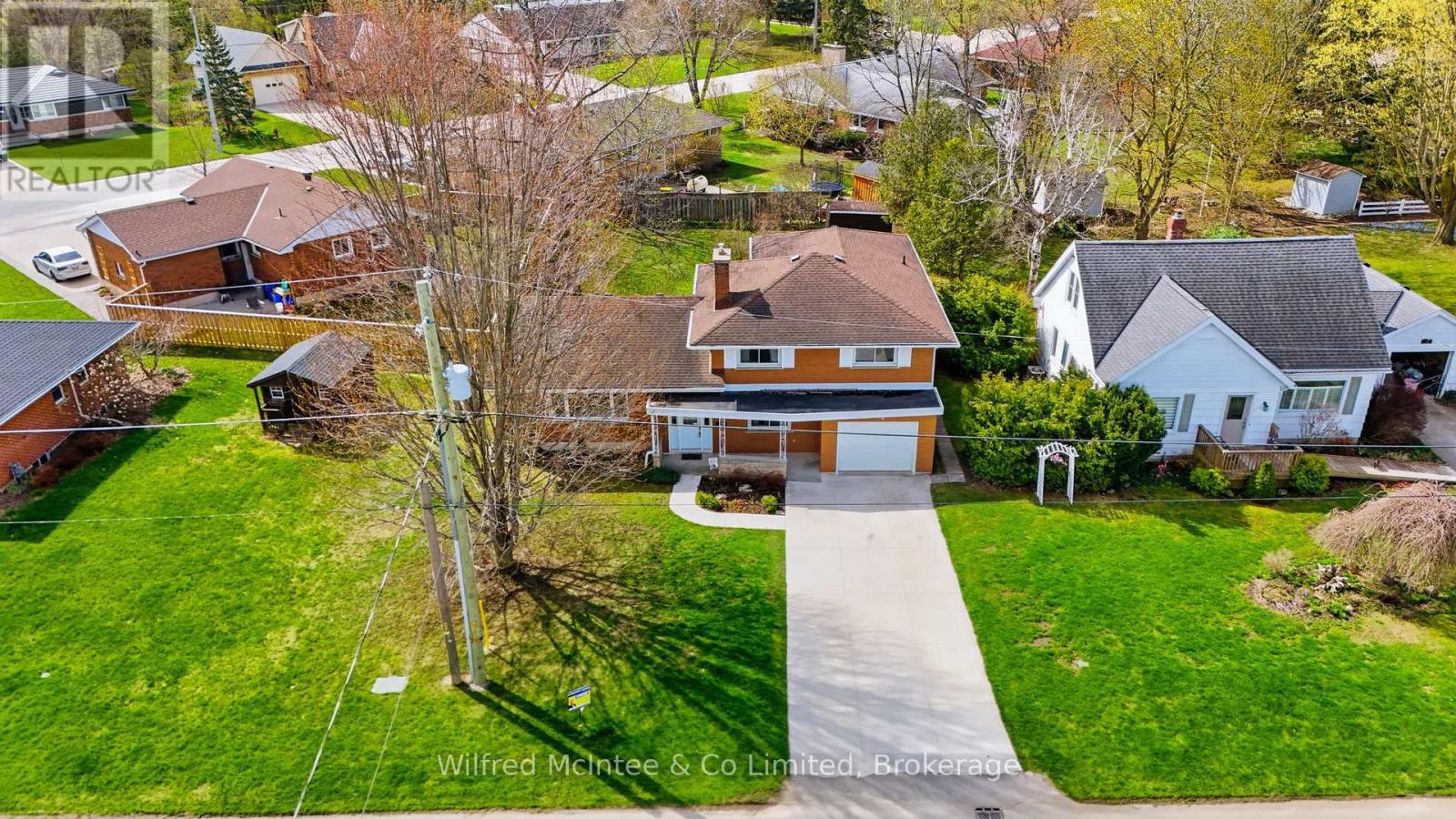 15 Johnstone Boulevard, Brockton, Ontario  N0G 2V0 - Photo 4 - X13056142