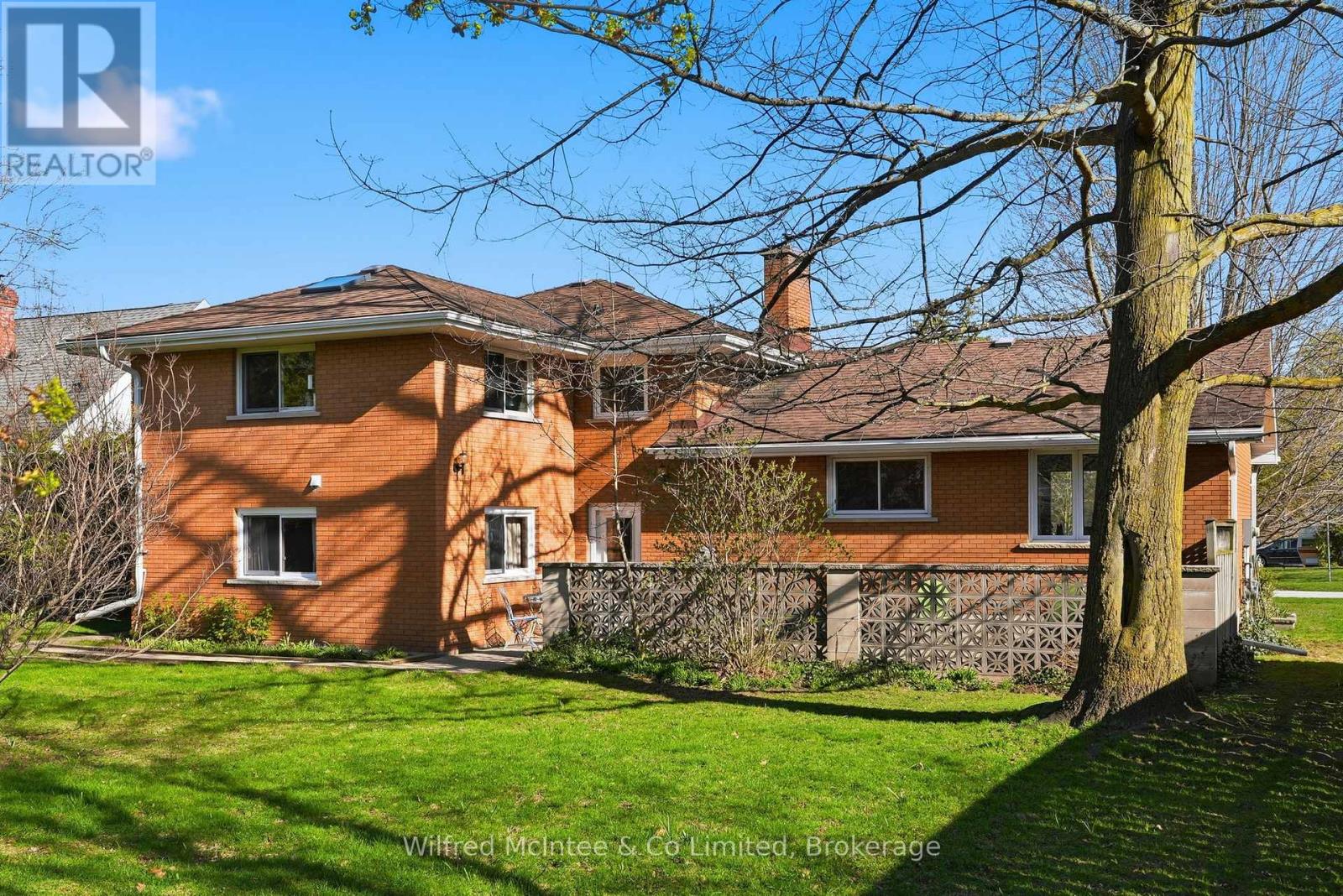 15 Johnstone Boulevard, Brockton, Ontario  N0G 2V0 - Photo 41 - X13056142