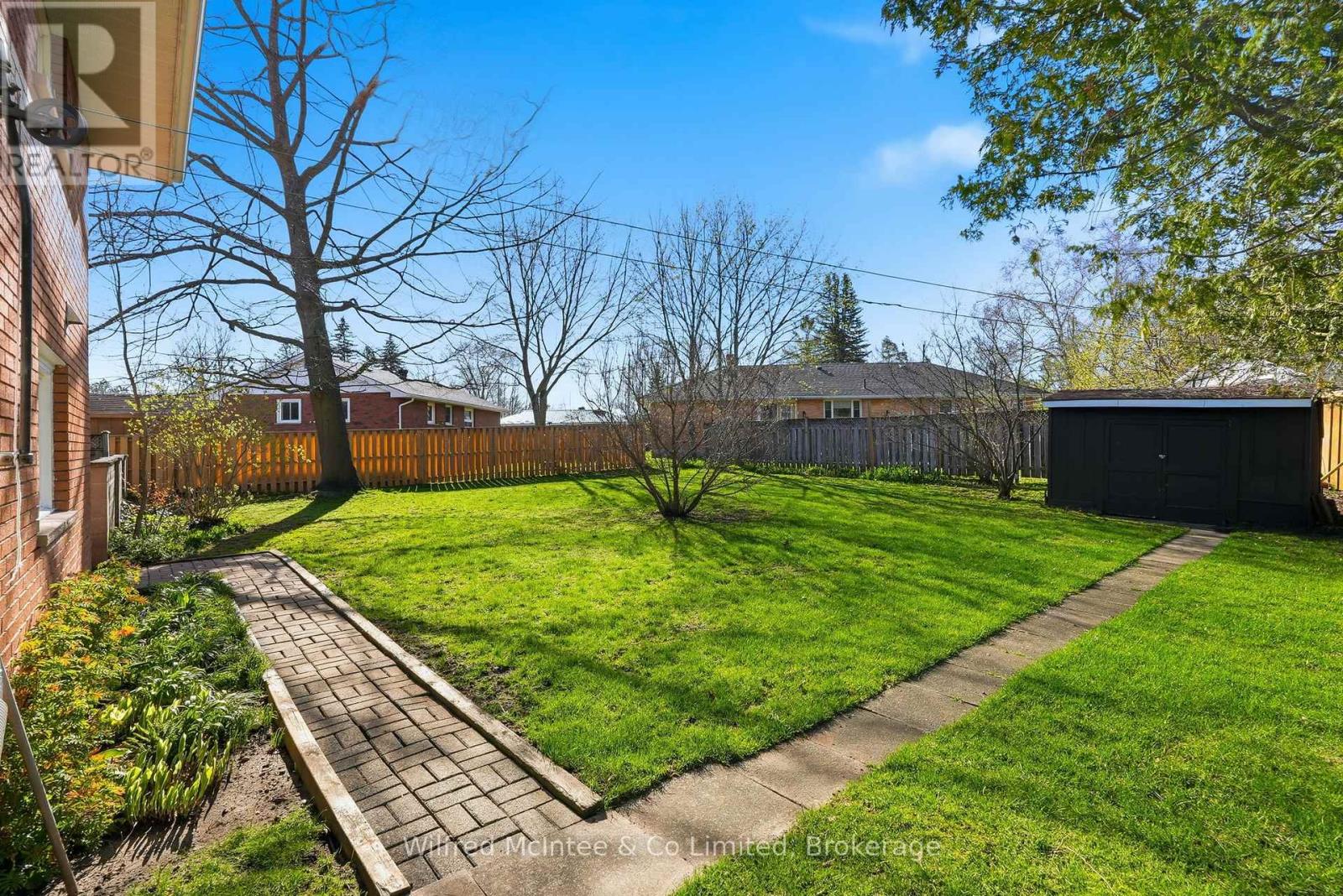 15 Johnstone Boulevard, Brockton, Ontario  N0G 2V0 - Photo 43 - X13056142