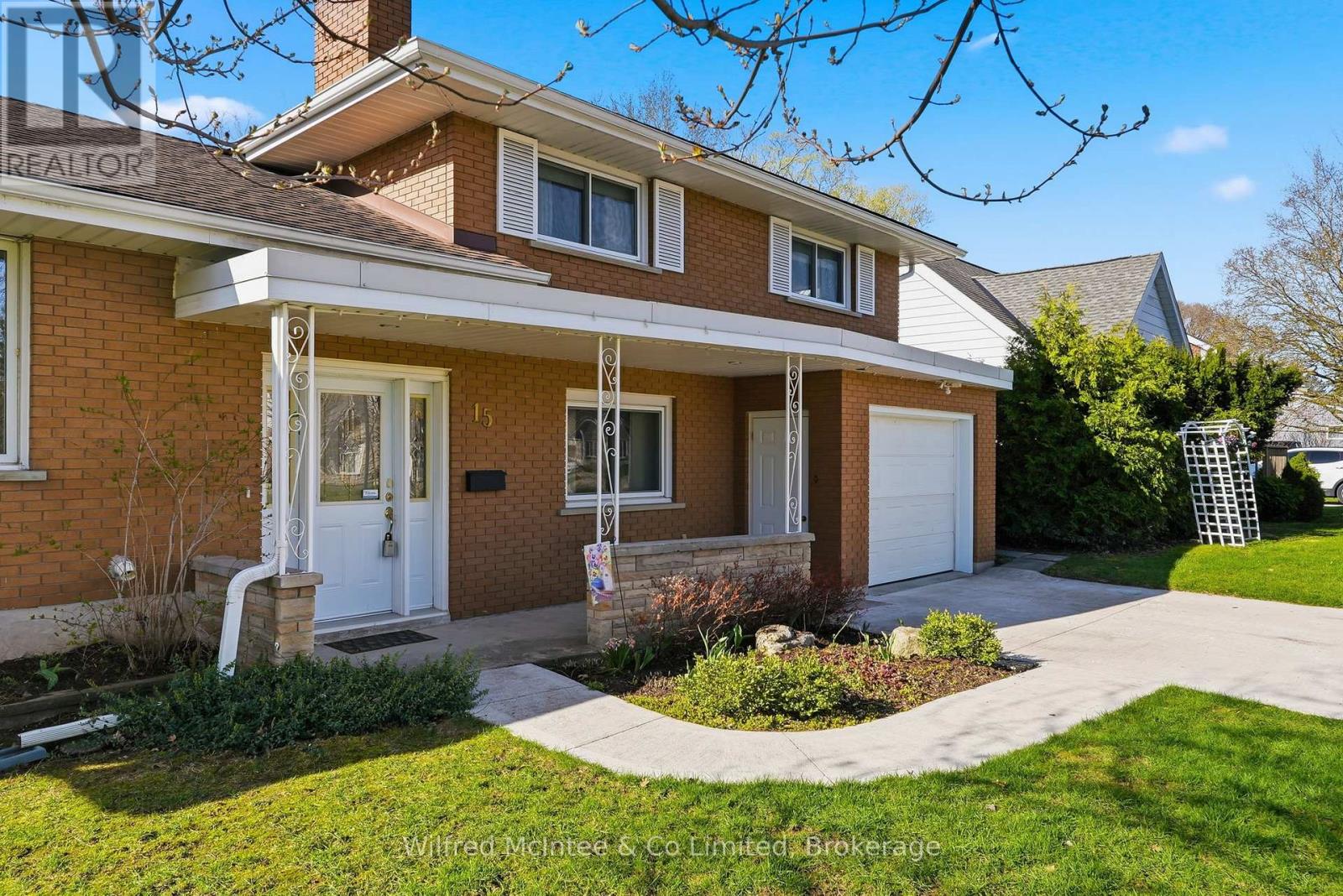 15 Johnstone Boulevard, Brockton, Ontario  N0G 2V0 - Photo 6 - X13056142