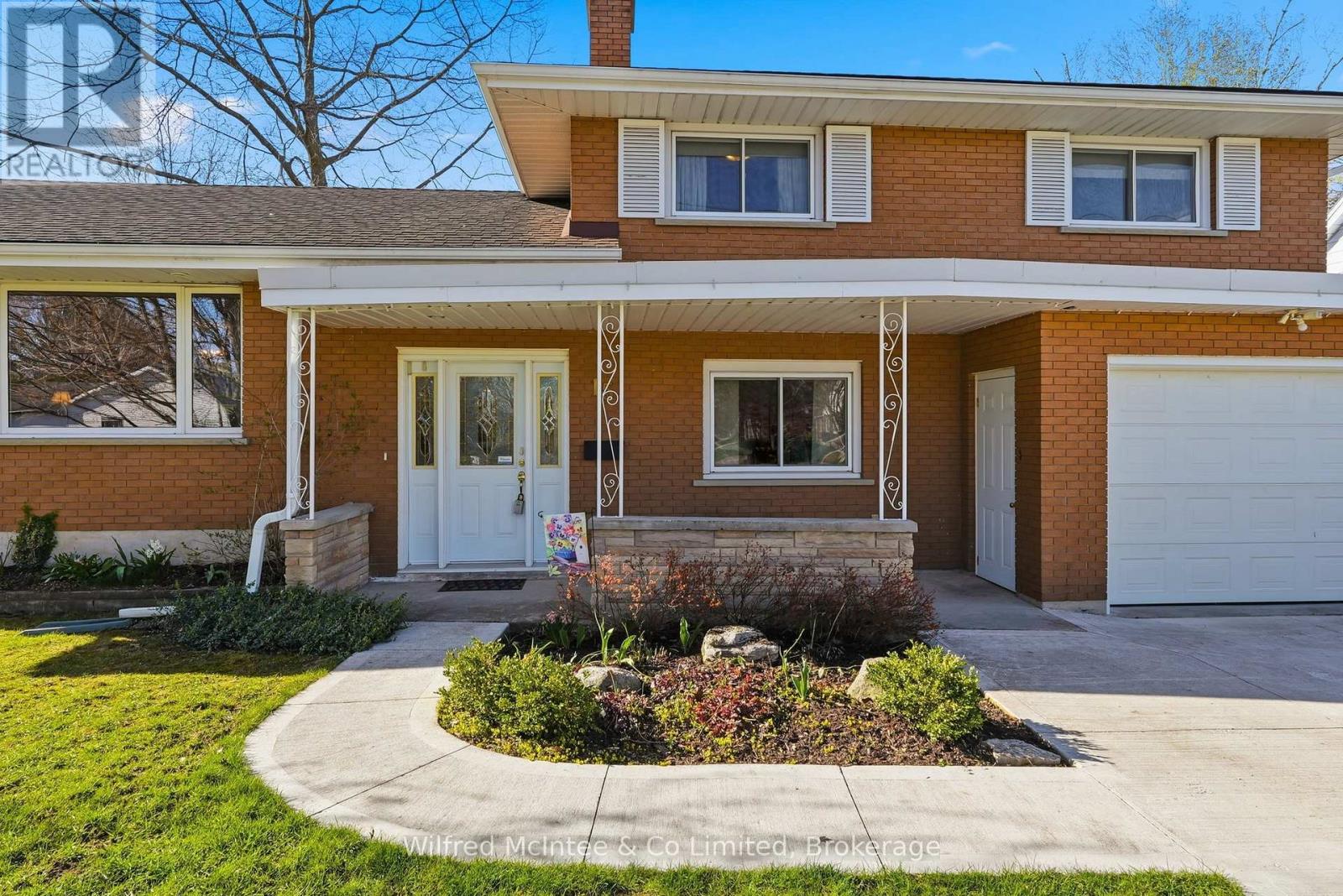 15 Johnstone Boulevard, Brockton, Ontario  N0G 2V0 - Photo 7 - X13056142