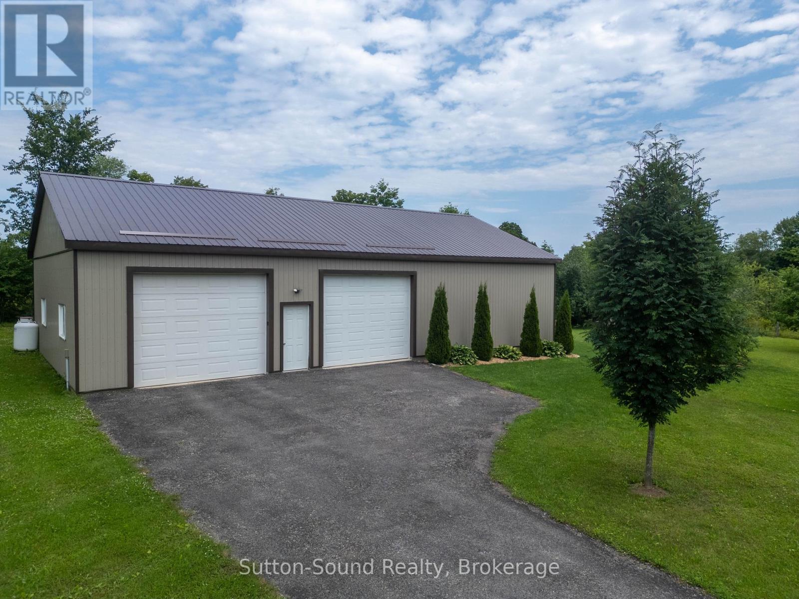 442513 21 Concession, Georgian Bluffs, Ontario  N0H 2T0 - Photo 2 - X13056174