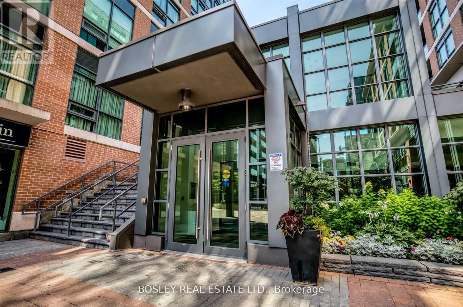 912 - 1171 QUEEN STREET W, Toronto, Ontario