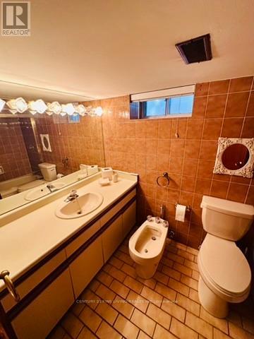 382 Roxton Road, Toronto, Ontario  M6G 3R2 - Photo 27 - C13056172