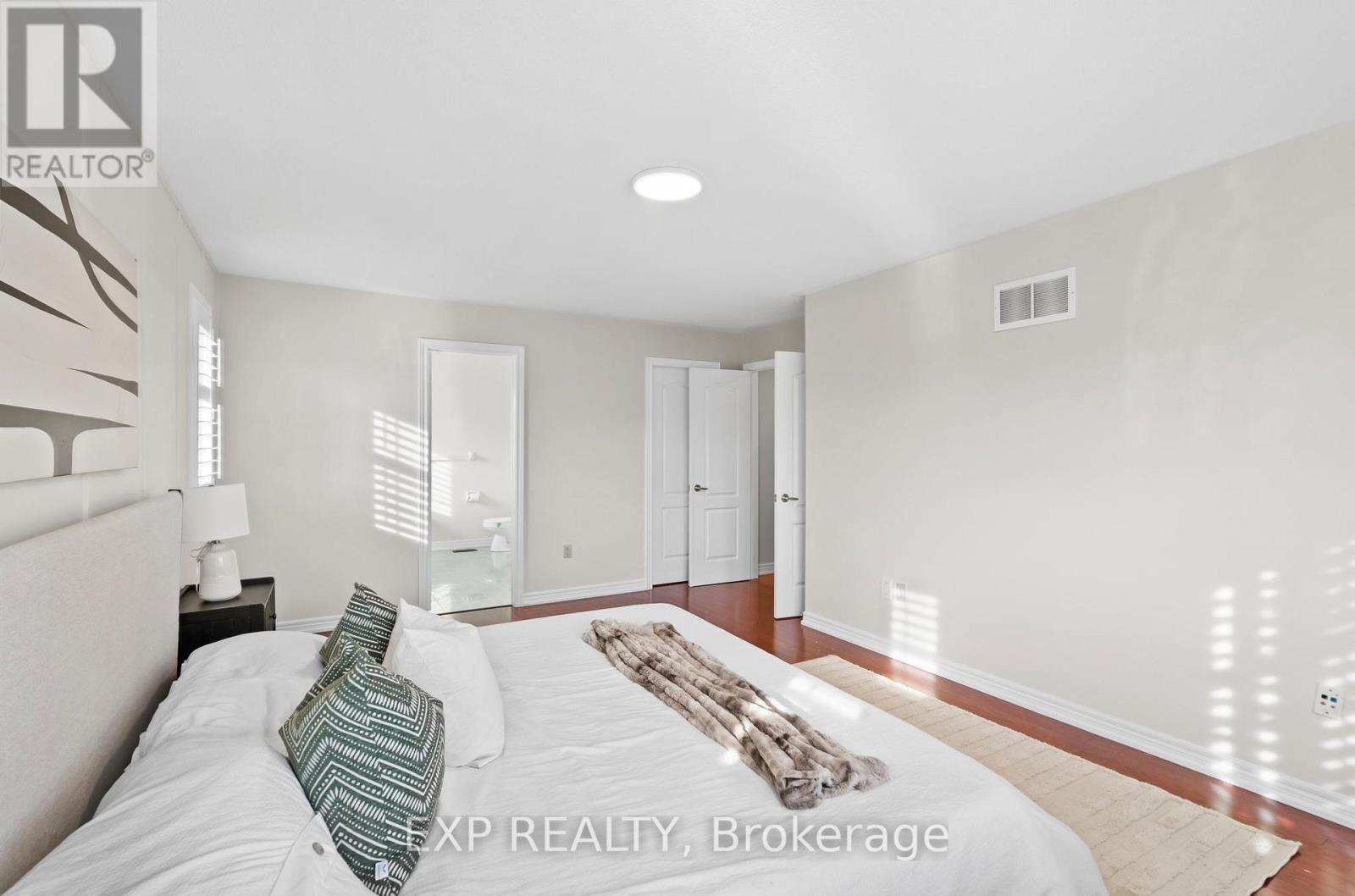 16 Caprara Crescent, Markham, Ontario  L6B 0B7 - Photo 17 - N13056158