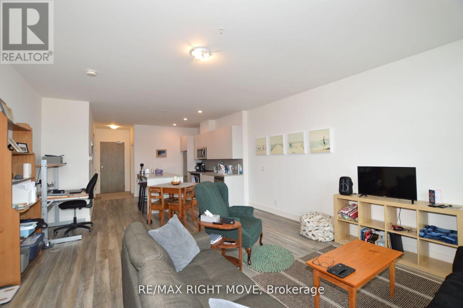 309 - 21 Matchedash Street S, Orillia, Ontario  L3V 4W4 - Photo 9 - S13056176