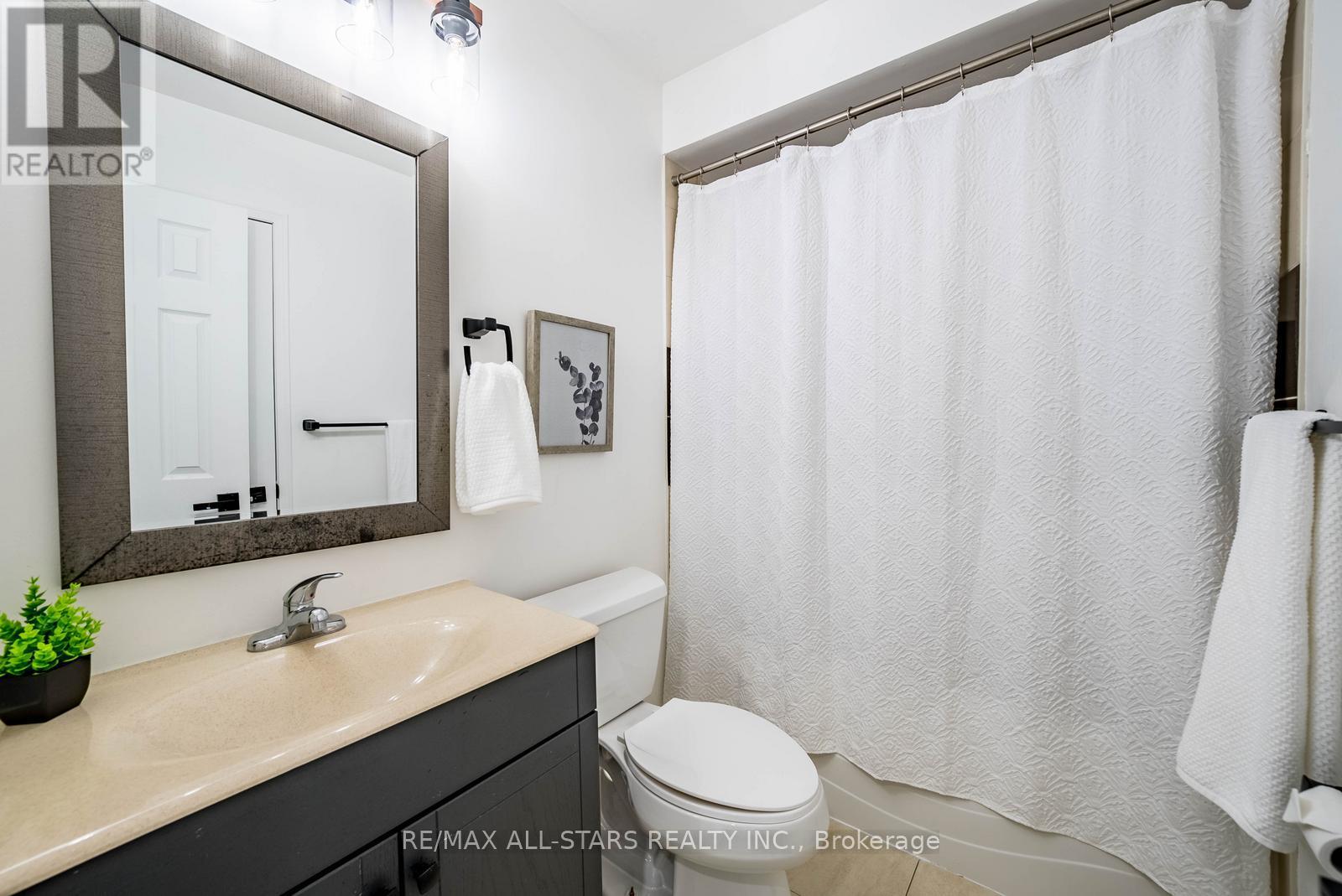 84 Willoway, Whitchurch-Stouffville, Ontario  L4A 1K6 - Photo 25 - N12788902