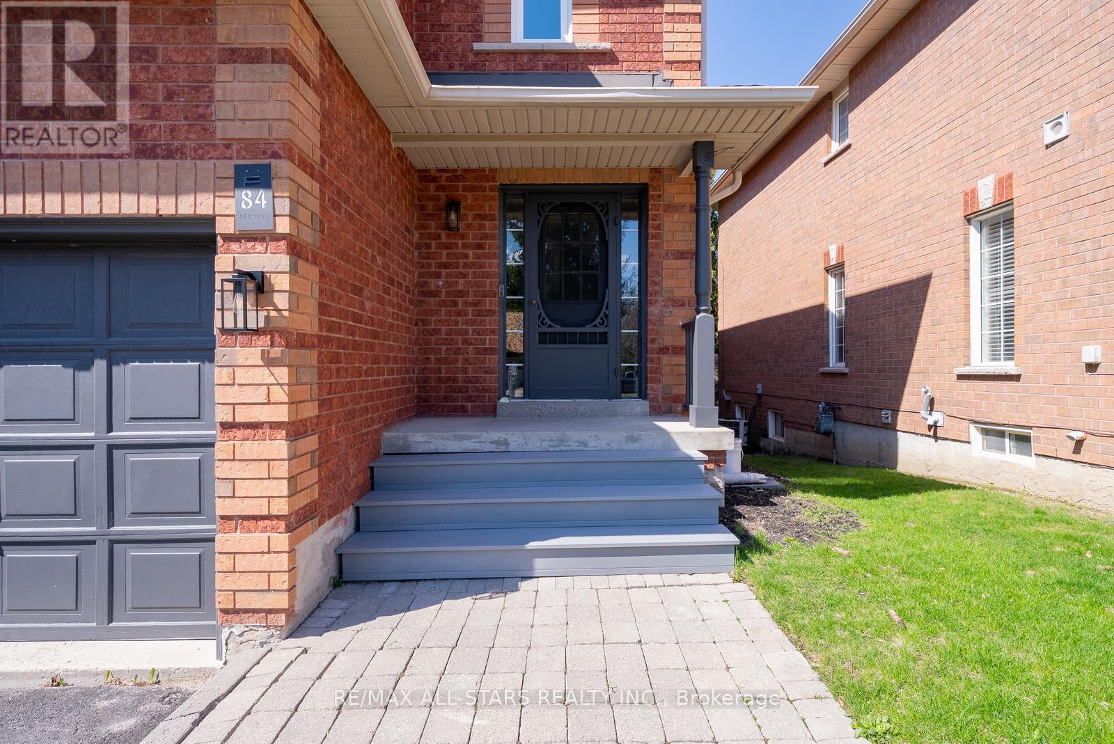 84 Willoway, Whitchurch-Stouffville, Ontario  L4A 1K6 - Photo 8 - N12788902