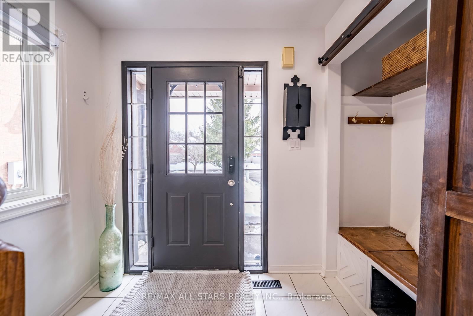 84 Willoway, Whitchurch-Stouffville, Ontario  L4A 1K6 - Photo 9 - N12788902