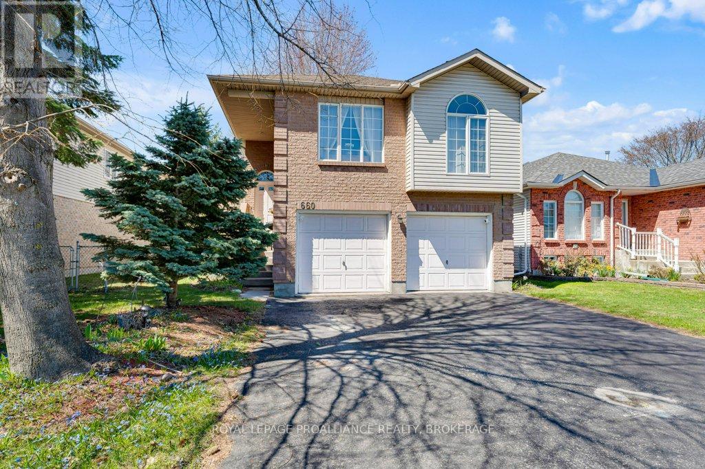 660 ROOSEVELT DRIVE, Kingston, Ontario