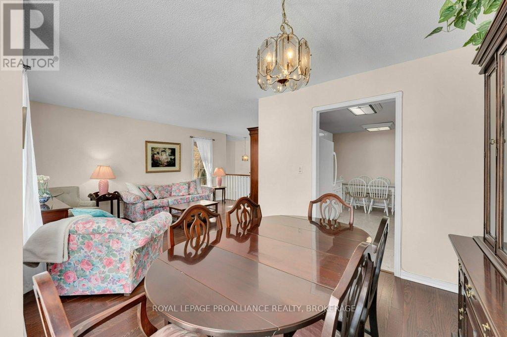 660 Roosevelt Drive, Kingston, Ontario  K7M 8T8 - Photo 11 - X12938510