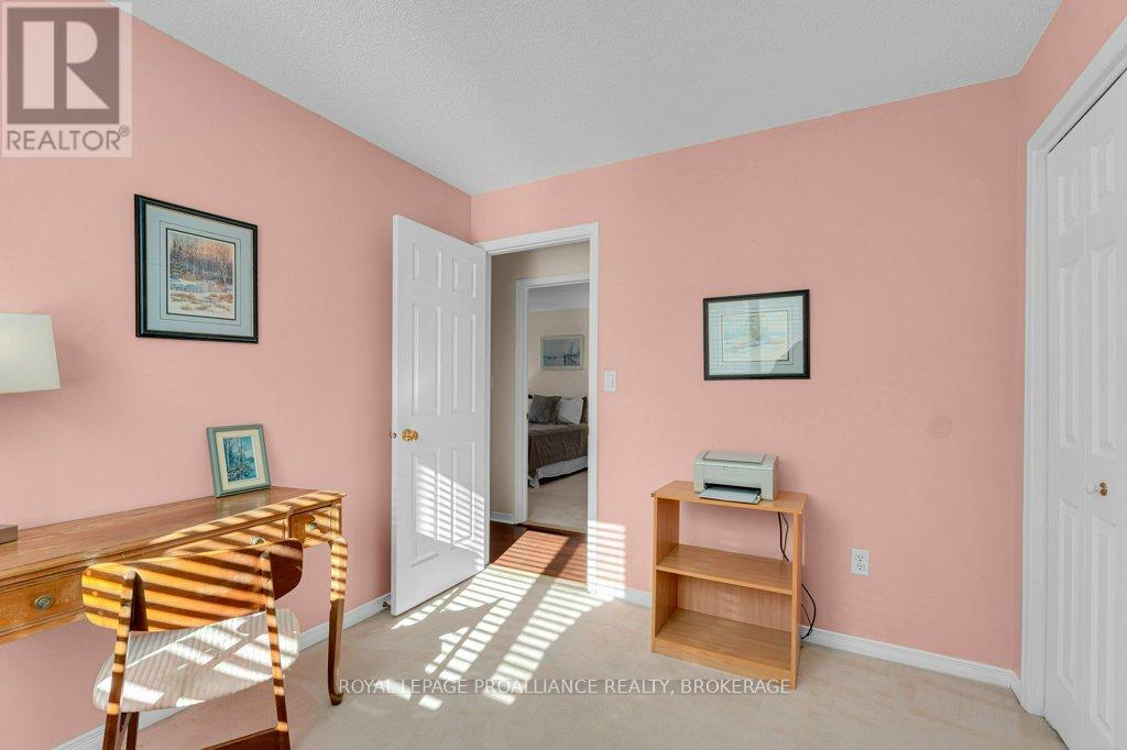 660 Roosevelt Drive, Kingston, Ontario  K7M 8T8 - Photo 24 - X12938510