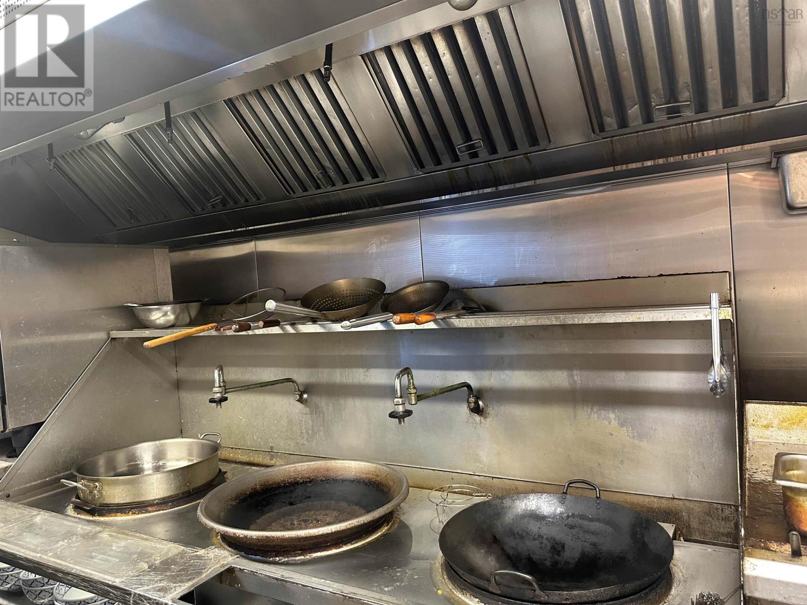 5234 Blowers Street, Halifax, Nova Scotia  B3A 1J7 - Photo 11 - 202520226