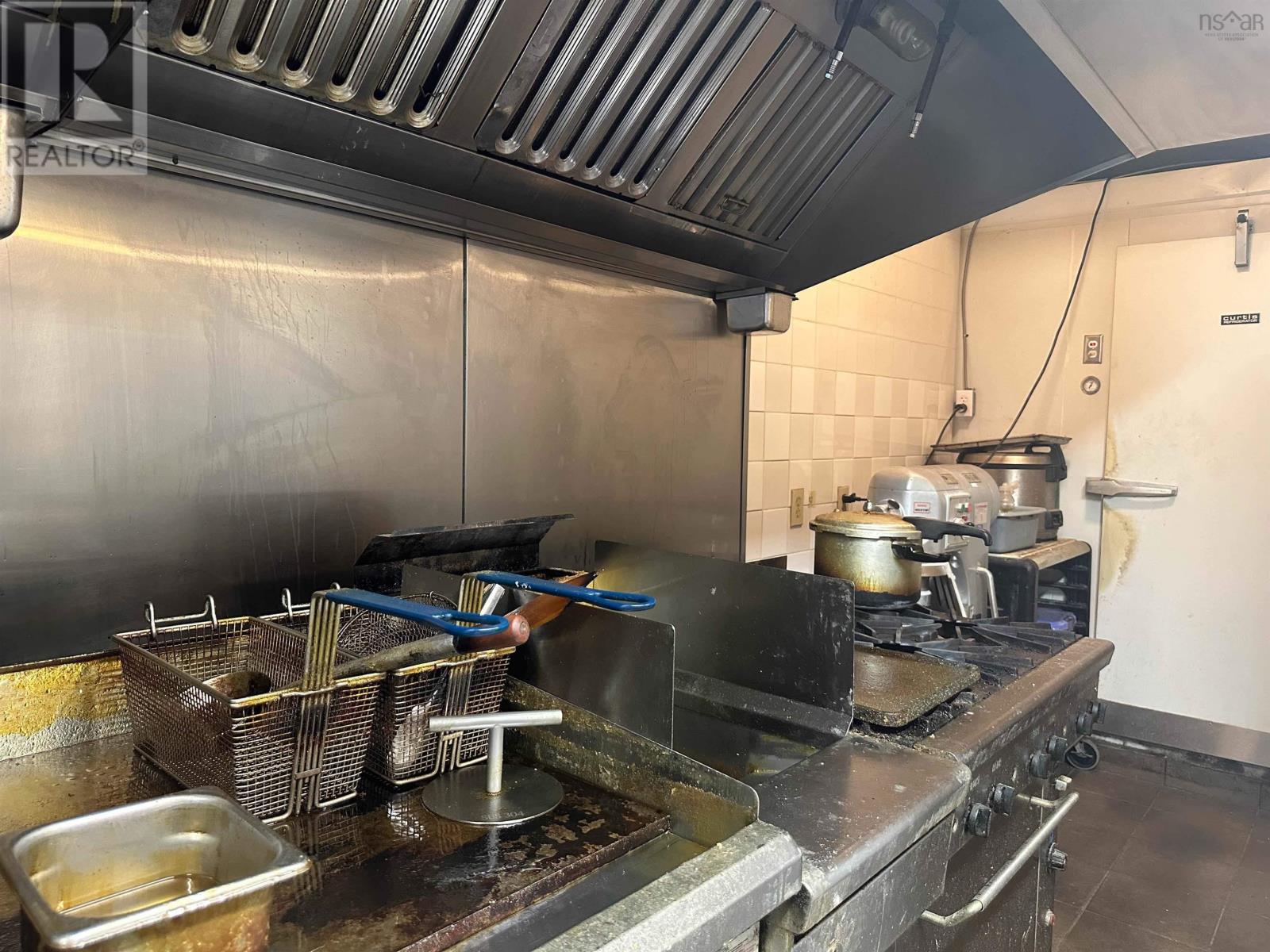 5234 Blowers Street, Halifax, Nova Scotia  B3A 1J7 - Photo 12 - 202520226