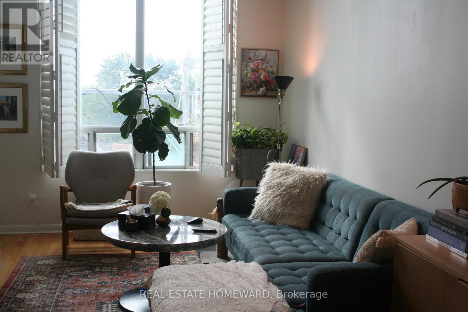 601 - 3391 BLOOR STREET W, Toronto, Ontario