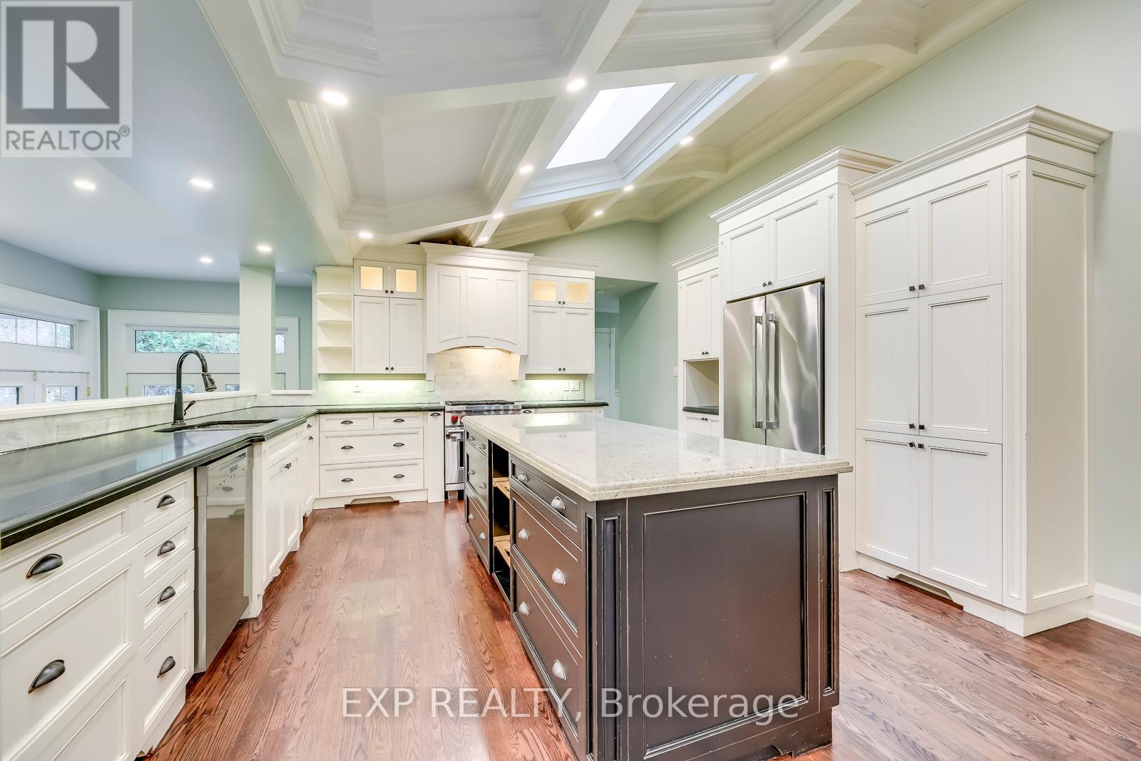 282 Burgundy Drive, Oakville, Ontario  L6J 4G1 - Photo 11 - W13056148