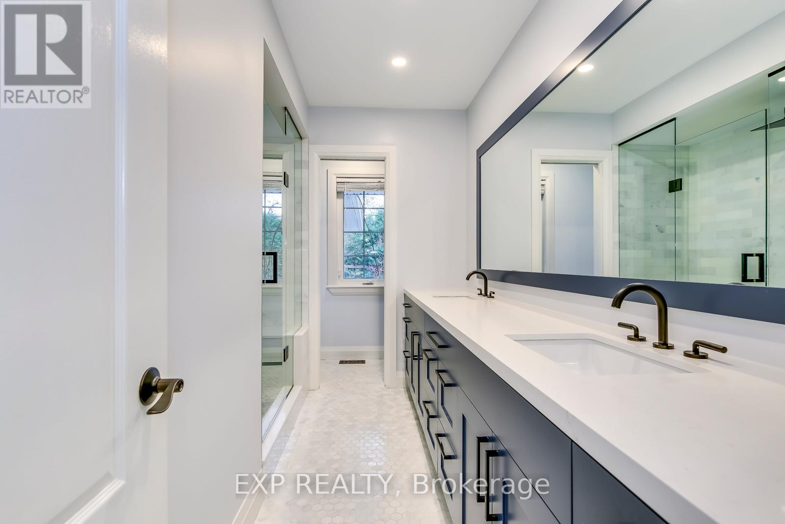 282 Burgundy Drive, Oakville, Ontario  L6J 4G1 - Photo 33 - W13056148