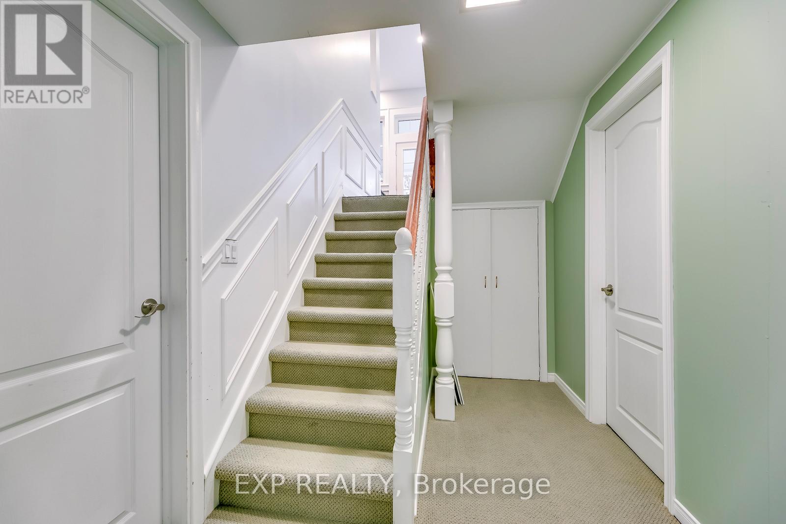 282 Burgundy Drive, Oakville, Ontario  L6J 4G1 - Photo 34 - W13056148