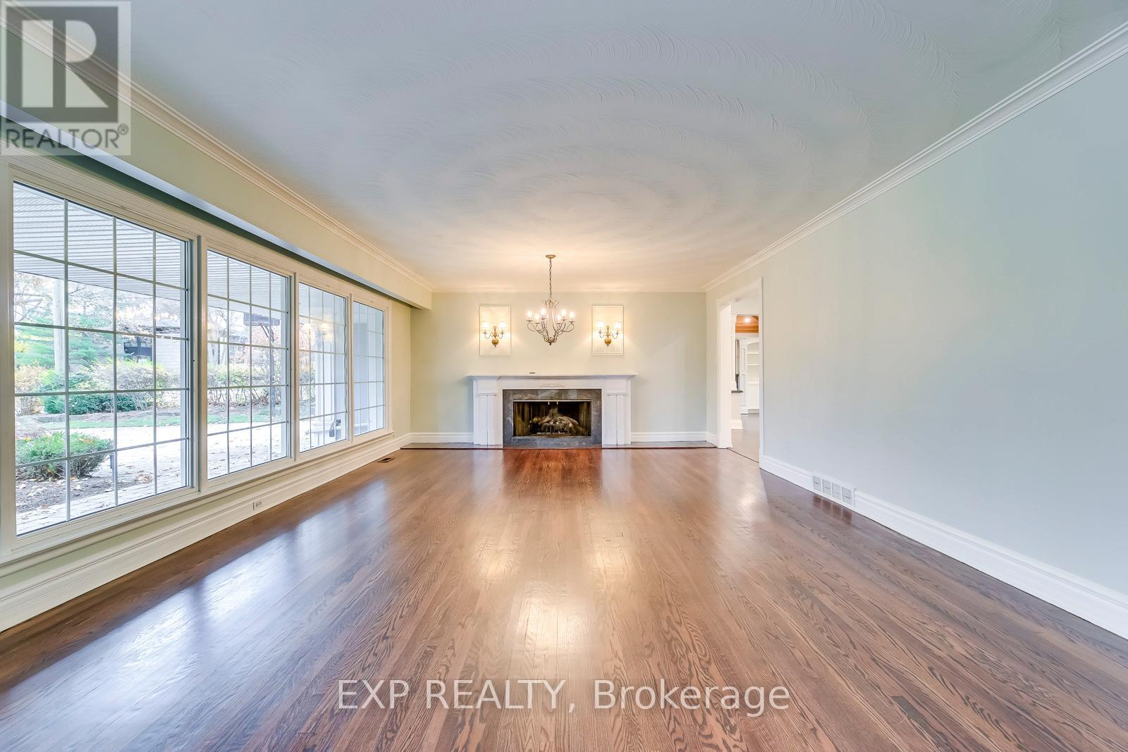 282 Burgundy Drive, Oakville, Ontario  L6J 4G1 - Photo 5 - W13056148