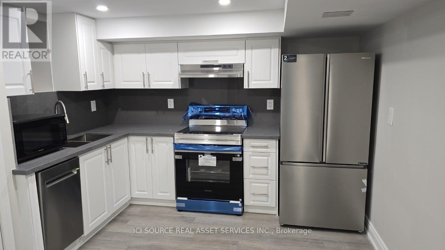 Lower - 508 Boyd Lane, Milton, Ontario  L9E 1W6 - Photo 4 - W13056152