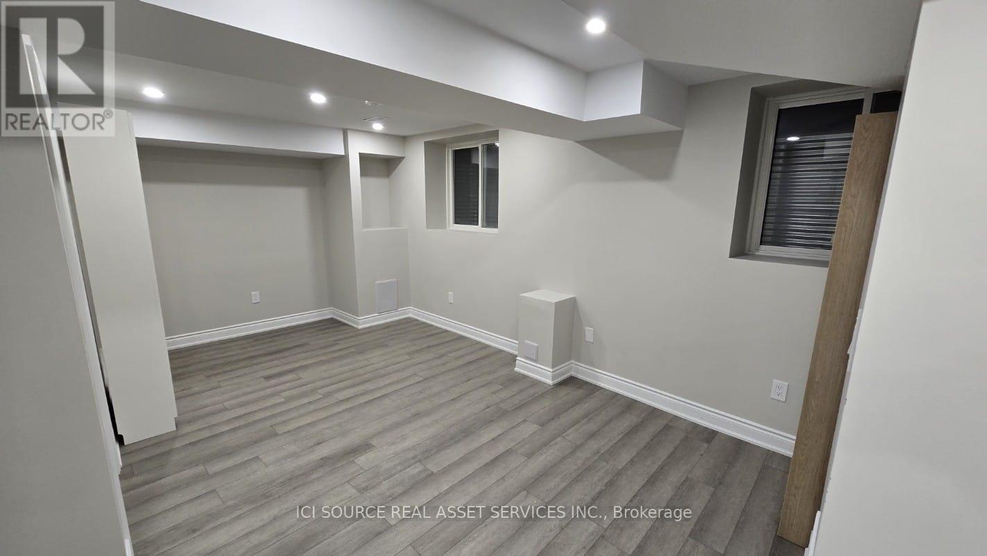 Lower - 508 Boyd Lane, Milton, Ontario  L9E 1W6 - Photo 6 - W13056152