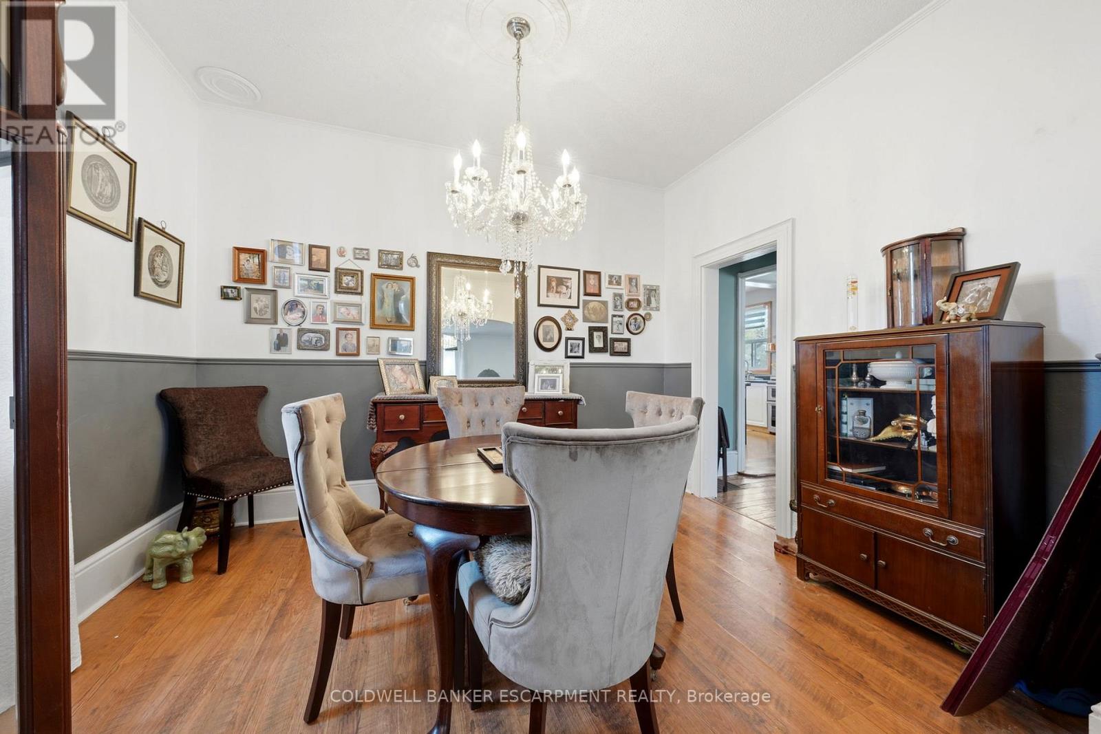 219 Arthur Street, Halton Hills, Ontario  L7J 1L8 - Photo 14 - W13056154