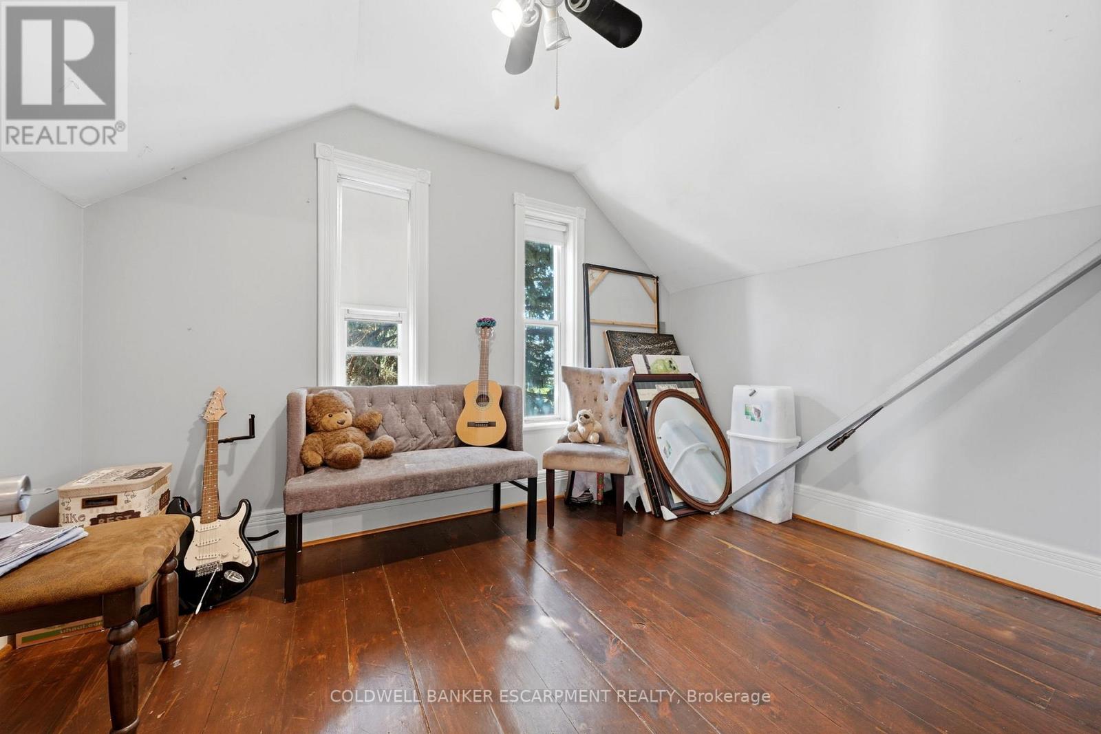 219 Arthur Street, Halton Hills, Ontario  L7J 1L8 - Photo 26 - W13056154