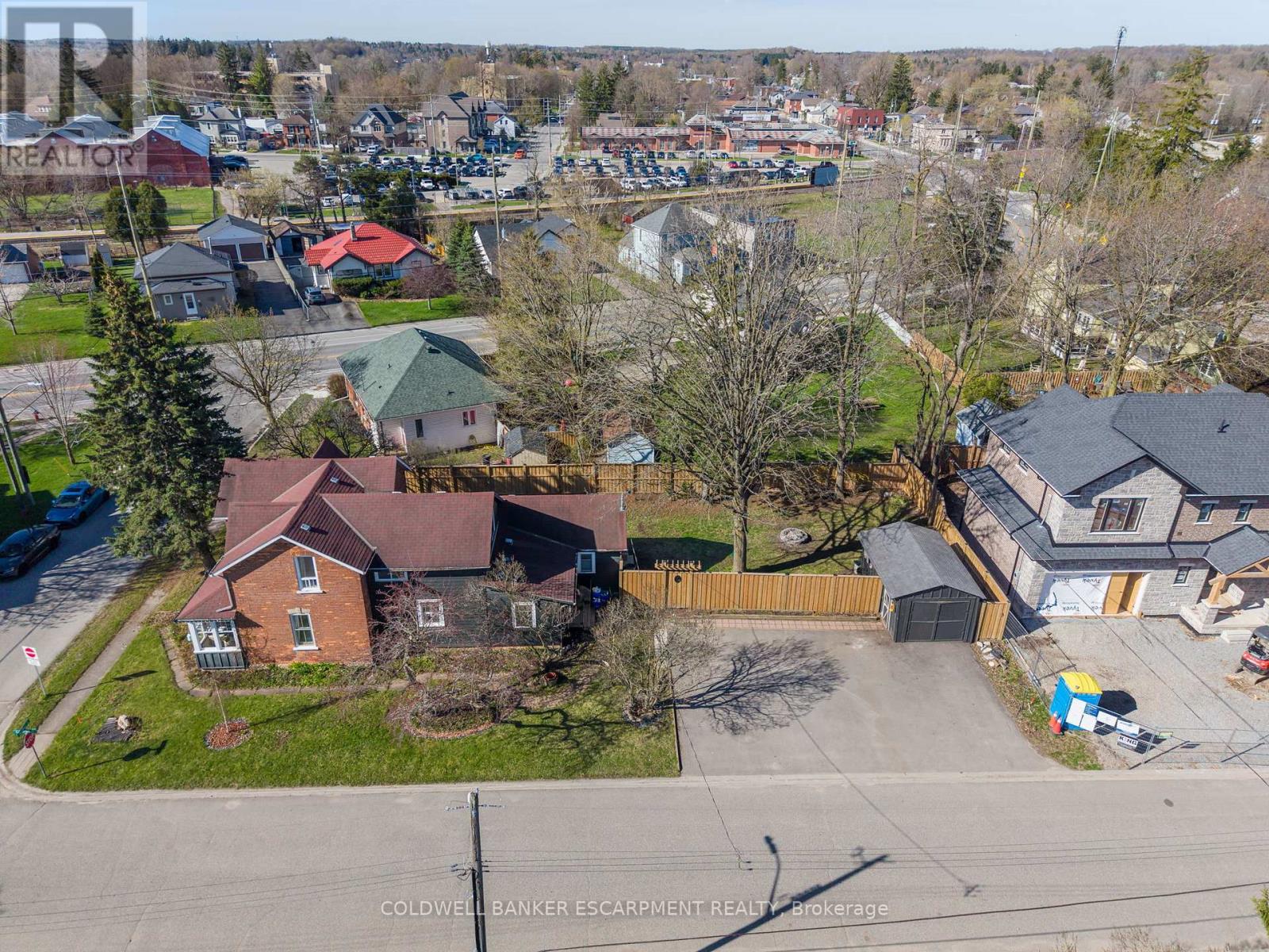 219 Arthur Street, Halton Hills, Ontario  L7J 1L8 - Photo 39 - W13056154