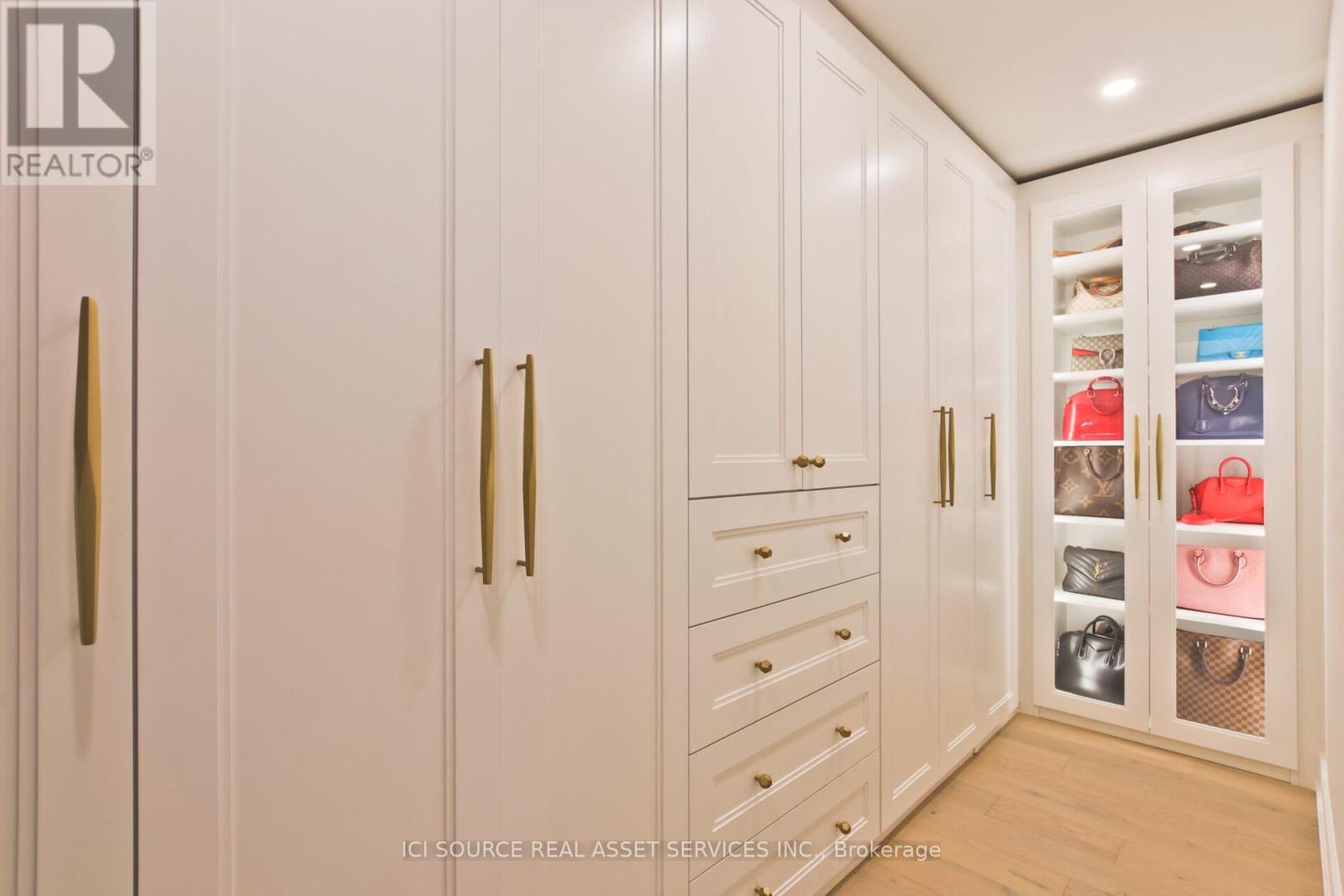 2nd Floor & 3rd Floor - 14 Kipling Grove Court, Toronto, Ontario  M9B 0C6 - Photo 24 - W13056168