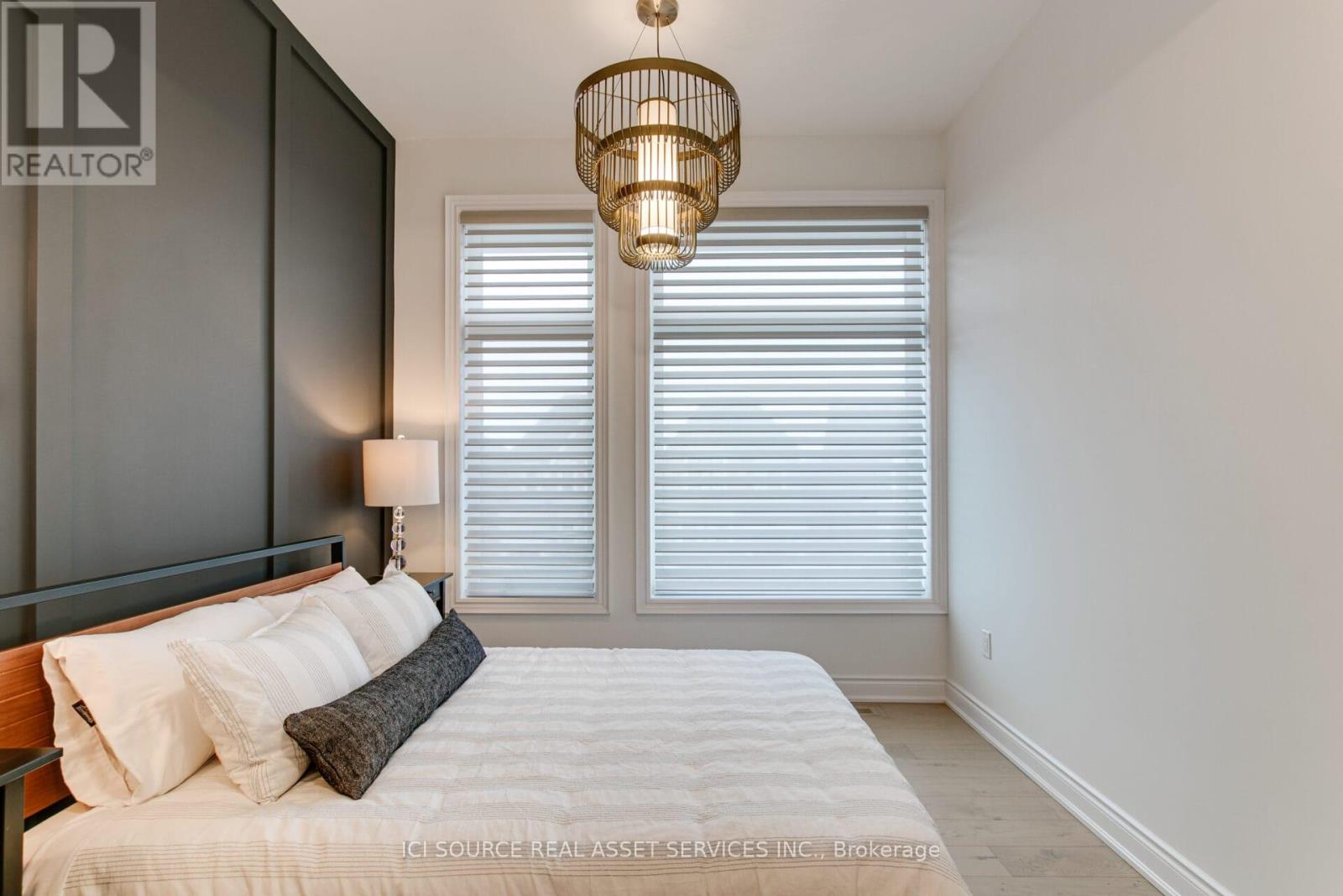 2nd Floor & 3rd Floor - 14 Kipling Grove Court, Toronto, Ontario  M9B 0C6 - Photo 35 - W13056168