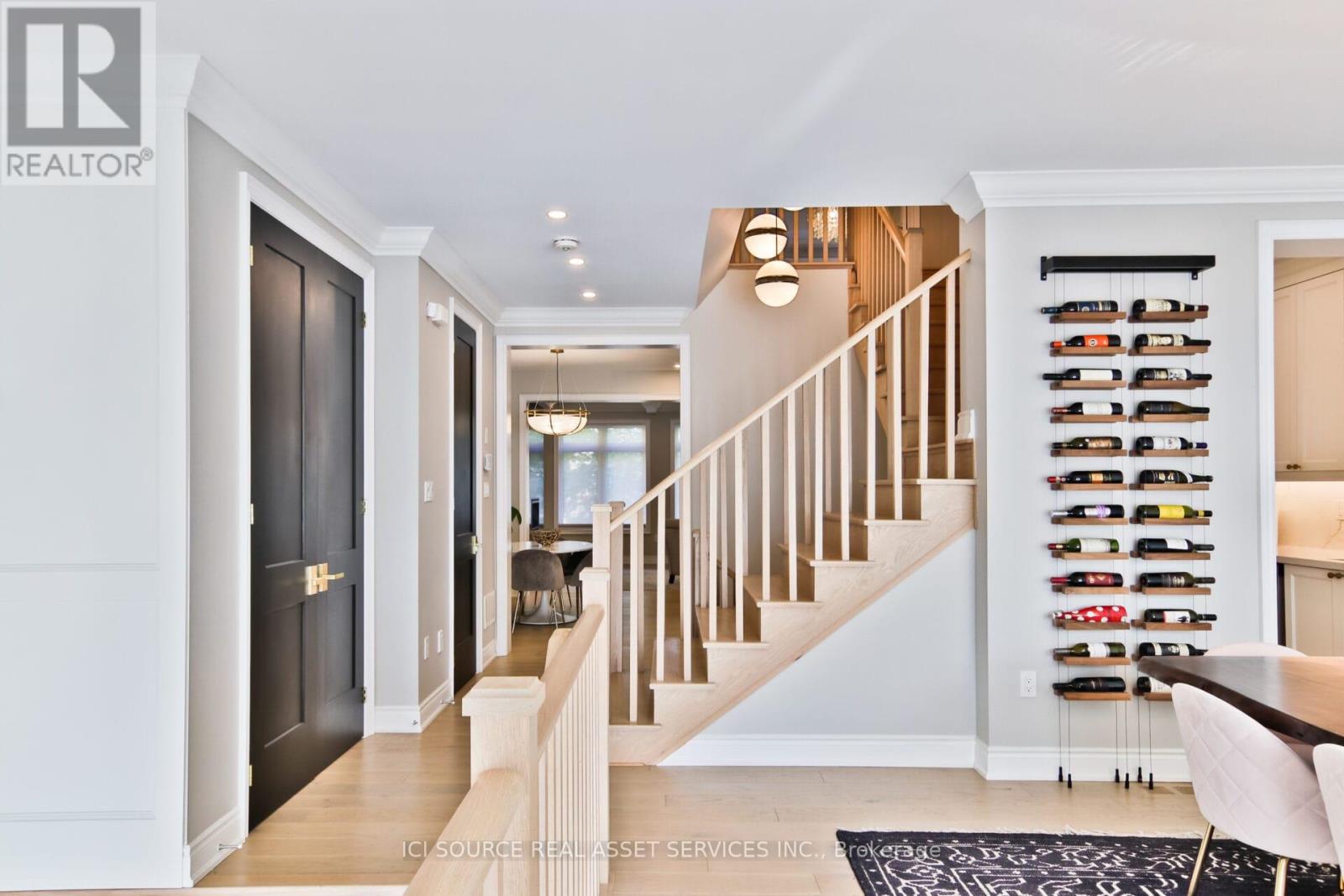 2nd Floor & 3rd Floor - 14 Kipling Grove Court, Toronto, Ontario  M9B 0C6 - Photo 4 - W13056168