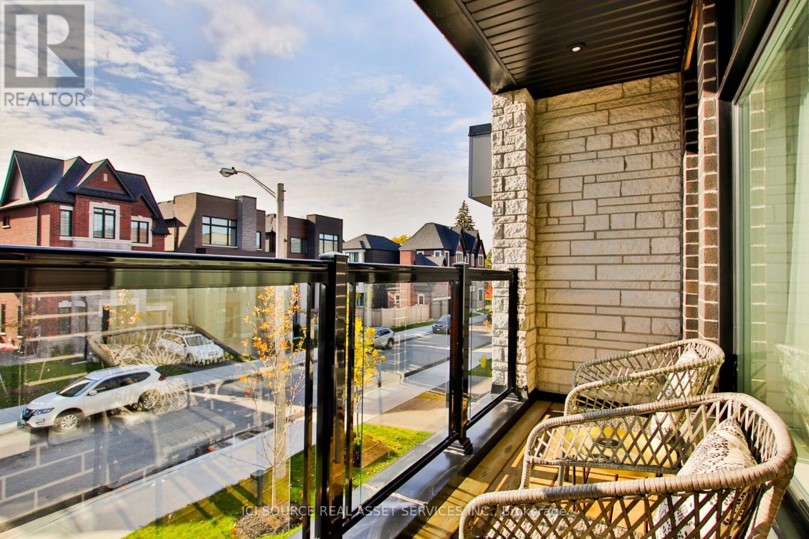 2nd Floor & 3rd Floor - 14 Kipling Grove Court, Toronto, Ontario  M9B 0C6 - Photo 40 - W13056168