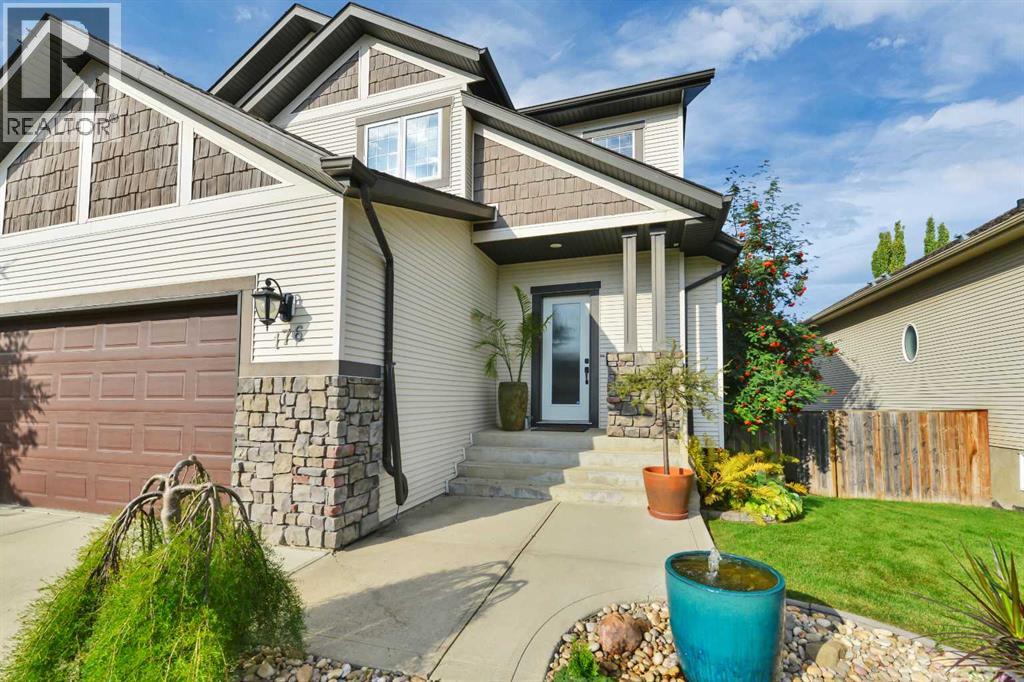 176 Ingle Close, Red Deer, Alberta  T4R 3S2 - Photo 2 - A2301218