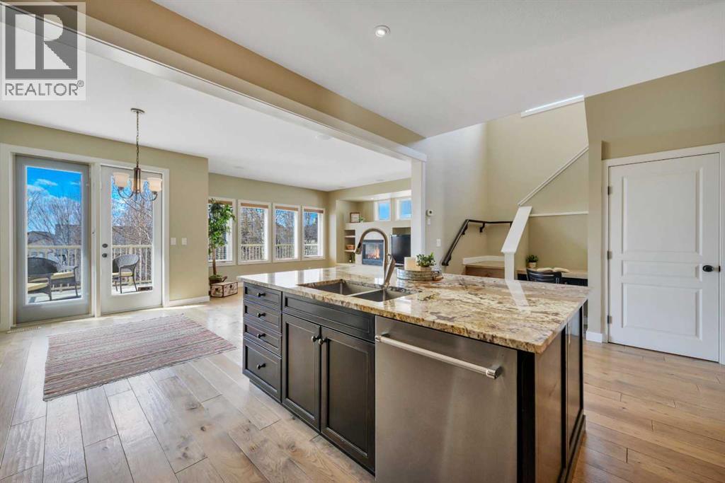 176 Ingle Close, Red Deer, Alberta  T4R 3S2 - Photo 8 - A2301218